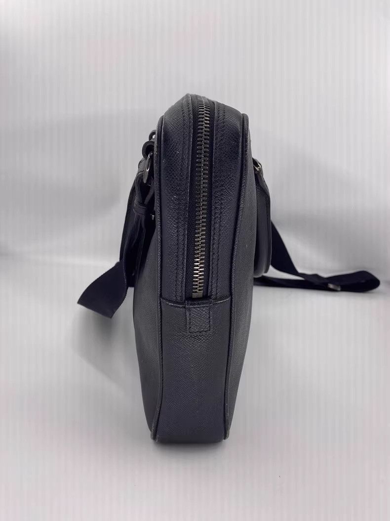 Burberry Burberry Leather Briefcase with Shoulder Strap-yf Size ONE SIZE - 5 Thumbnail