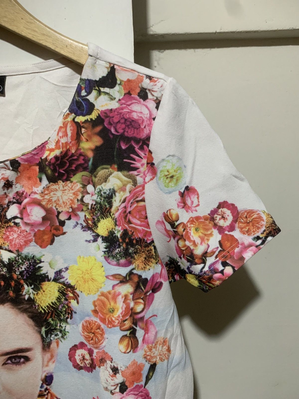 Hysteric Glamour × Undercover ONLY love Aop Flower Crop Tee Shirt Size XL / US 12-14 / IT 48-50 - 3 Thumbnail