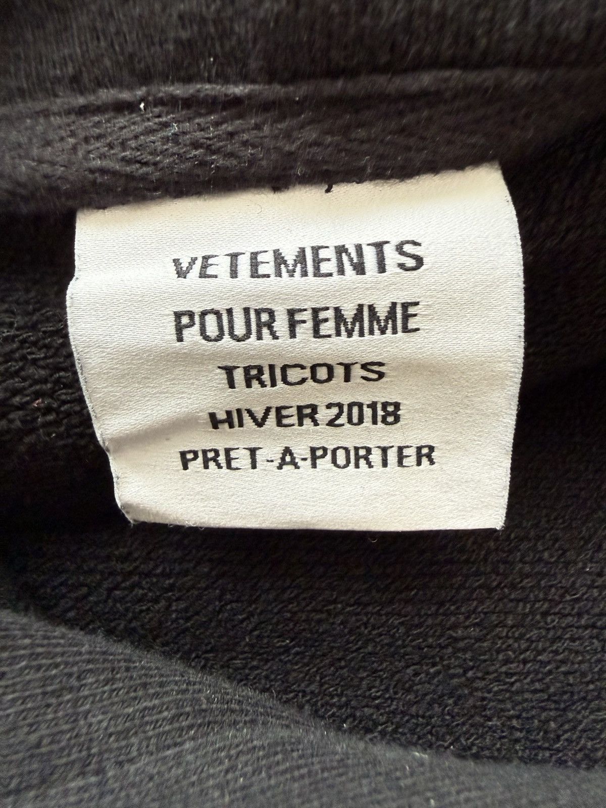 Vetements Vetements aw18 “misplaced” hoodie by demna gvasalia Size US S / EU 44-46 / 1 - 7 Thumbnail