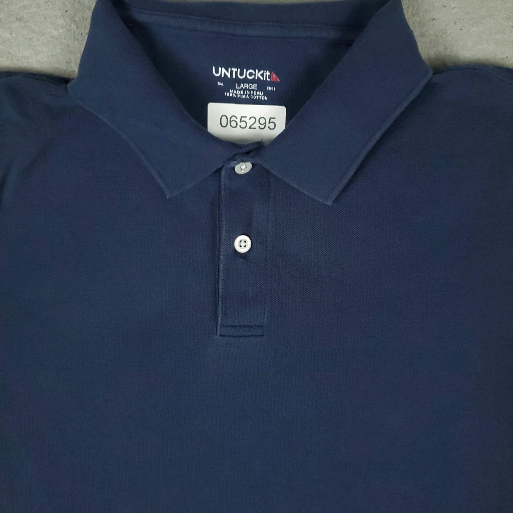 UNTUCKit UNTUCKit Polo Shirt Adult Large Blue Short Sleeve Golf Casual Mens Size US L / EU 52-54 / 3 - 2 Thumbnail