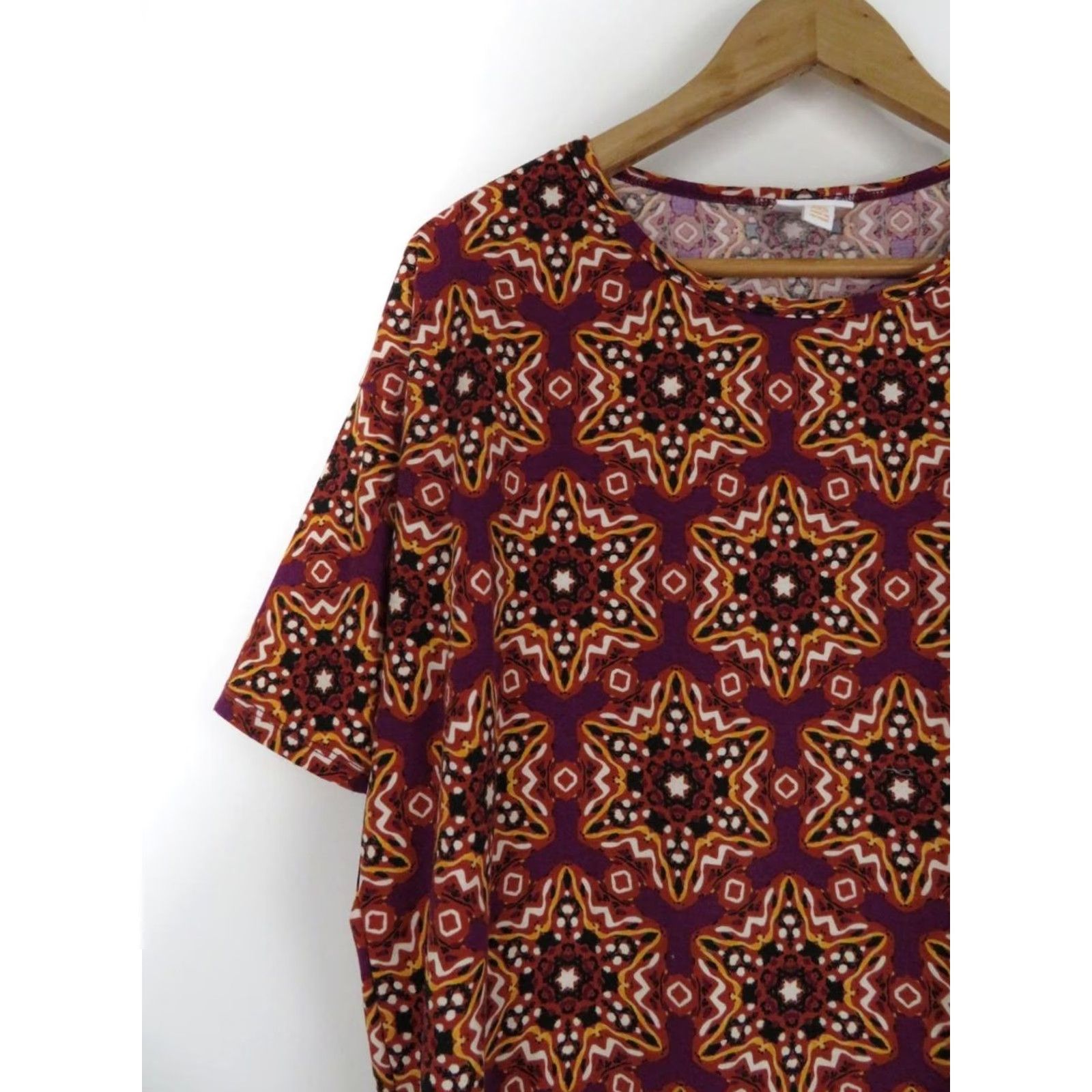 Vintage LuLaRoe Irma T Shirt Tunic XXS Purple Stars Dots Top Tee Stretch LLR Size XXS / US 00 / IT 34 - 2 Thumbnail
