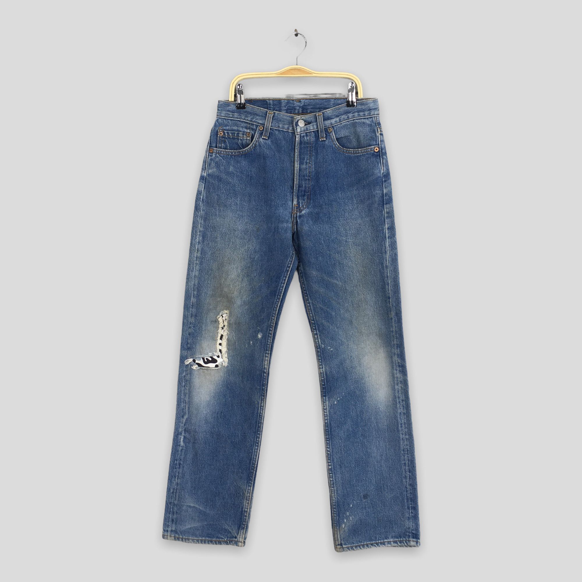 image of Distressed Denim x Levis Size 28X29.5 90's Levi's 501 Faded Blue Jeans High Waisted, Men's