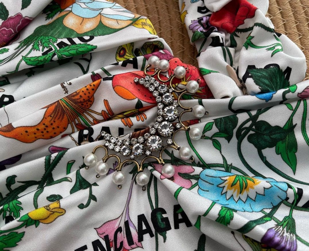 Balenciaga × Gucci Gucci X Balenciaga Blouse NWT Size XS / US 0-2 / IT 36-38 - 5 Thumbnail