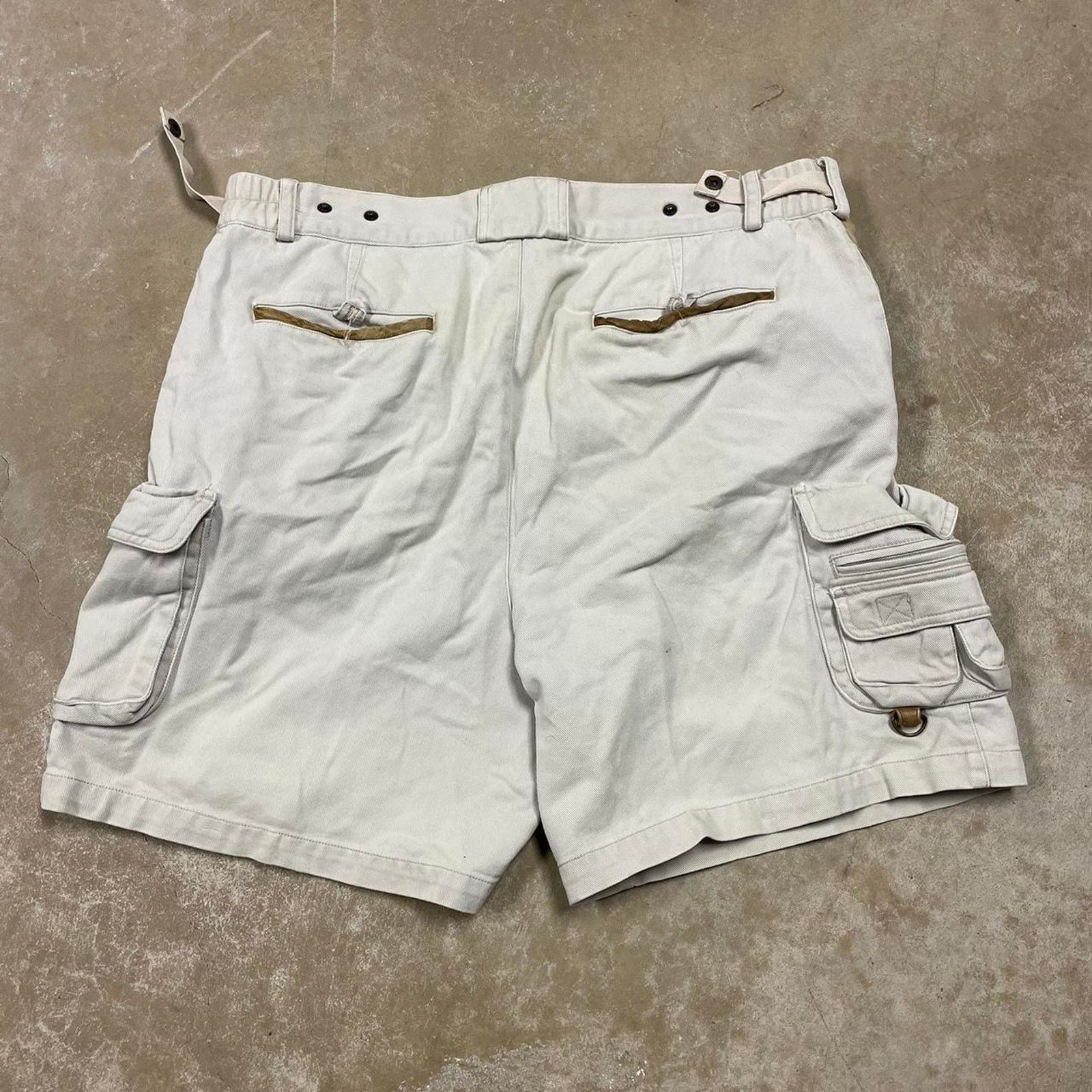 Orvis Orvis cream cargo shorts size 40 Size US 40 / EU 56 - 2 Thumbnail