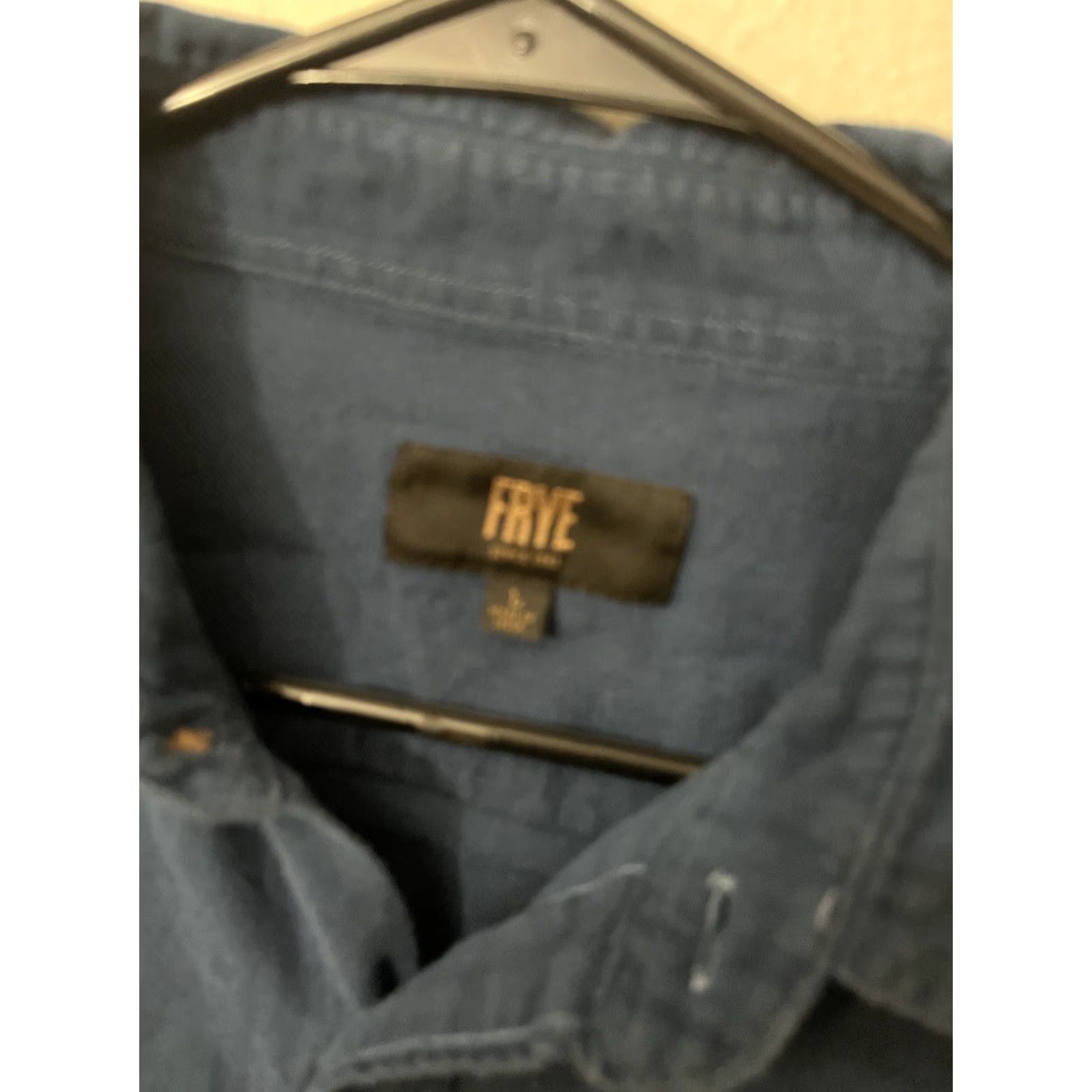 Frye VINTAGE Frye Blue Long Sleeve Button-Up Shirt Mens Large 100% Cotton Size US L / EU 52-54 / 3 - 2 Thumbnail