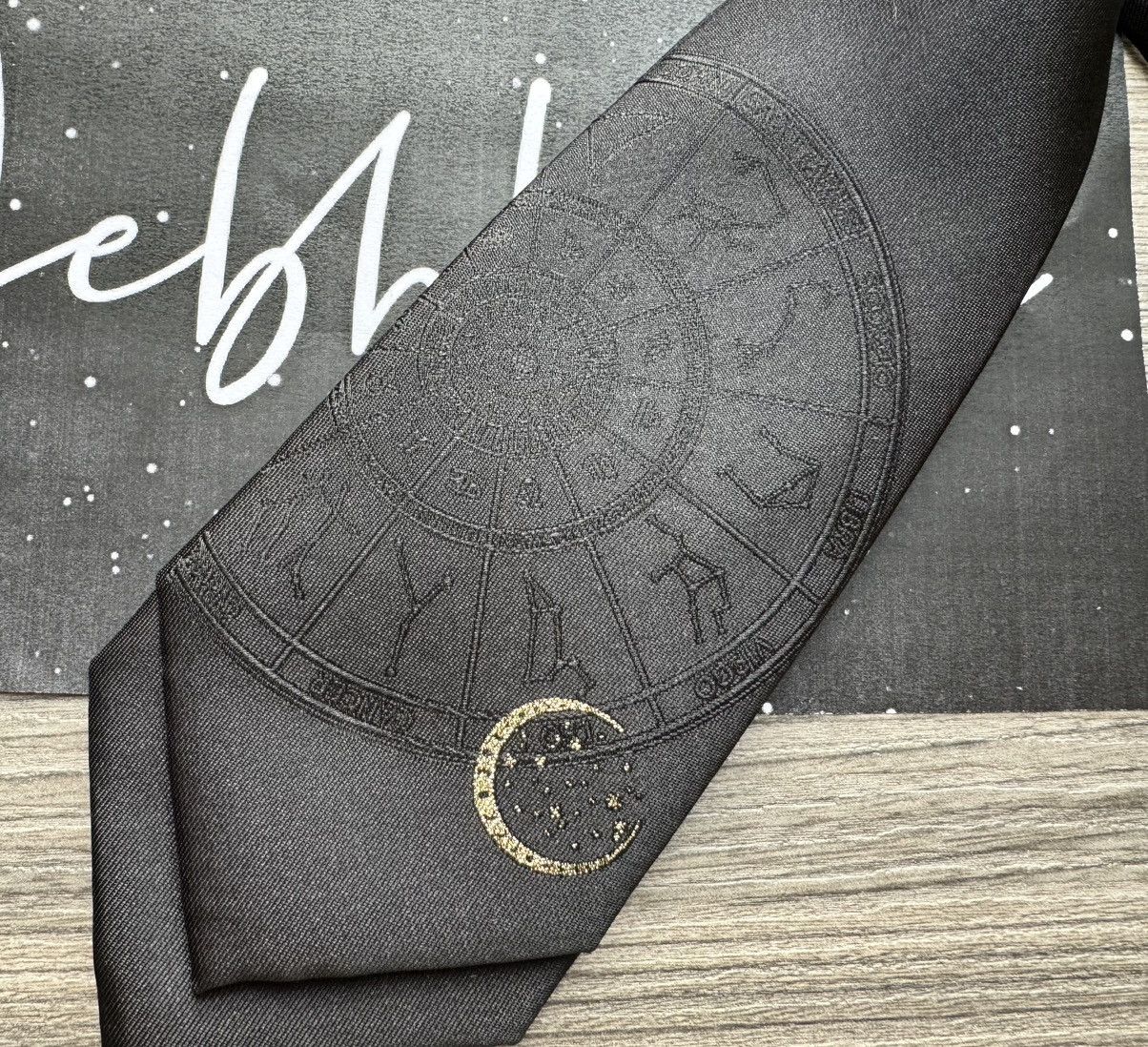 Japanese Brand × Vintage Avant garde 12 constellations embroidered short neck tie Size ONE SIZE - 2 Thumbnail