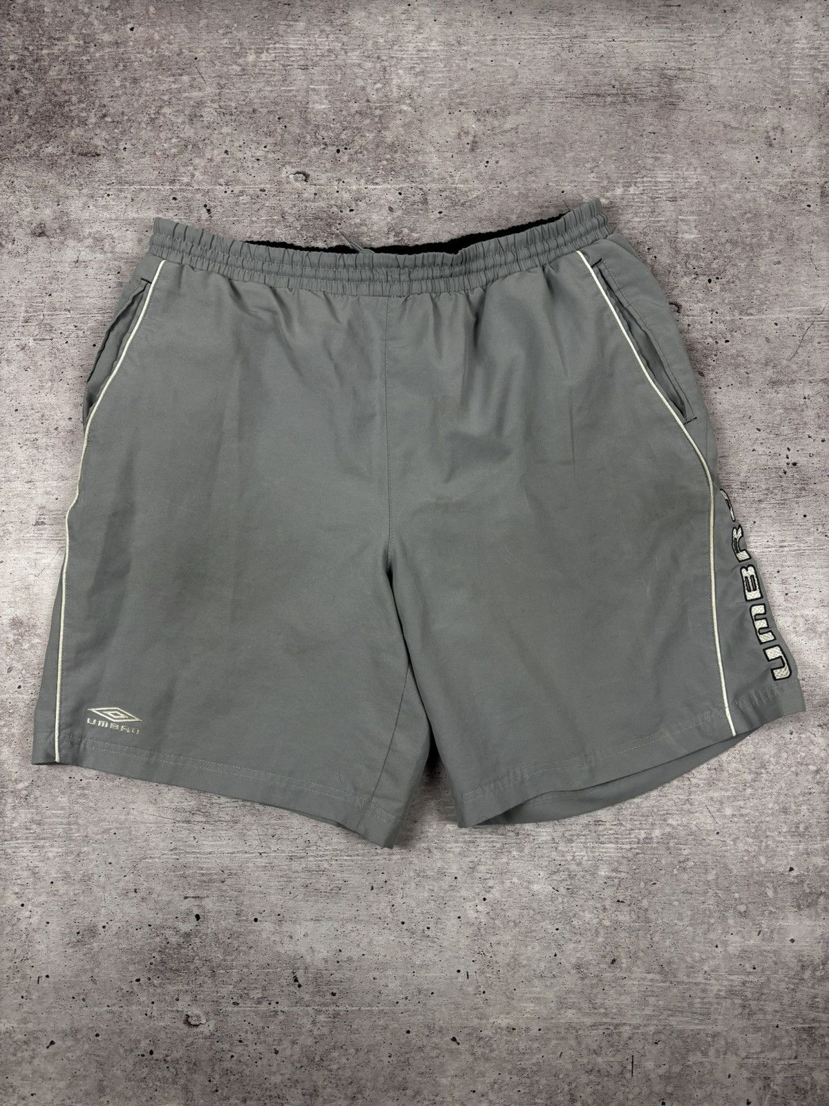 Umbro × Vintage Umbro Vintage Shorts Size XL Size US 36 / EU 52 - 1 Thumbnail