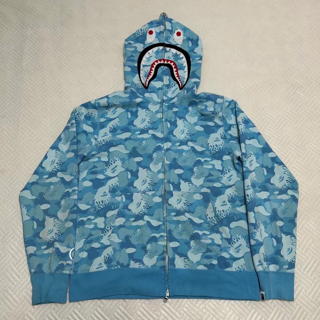 Bape LIMITED CAMO SHARK FULL ZIP HOODIE Size US XL / EU 56 / 4 - 1 Thumbnail
