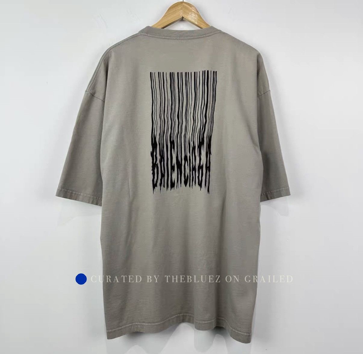 Balenciaga Fringe Waterfall Short Sleeve T-Shirt Size US S / EU 44-46 / 1 - 1 Thumbnail