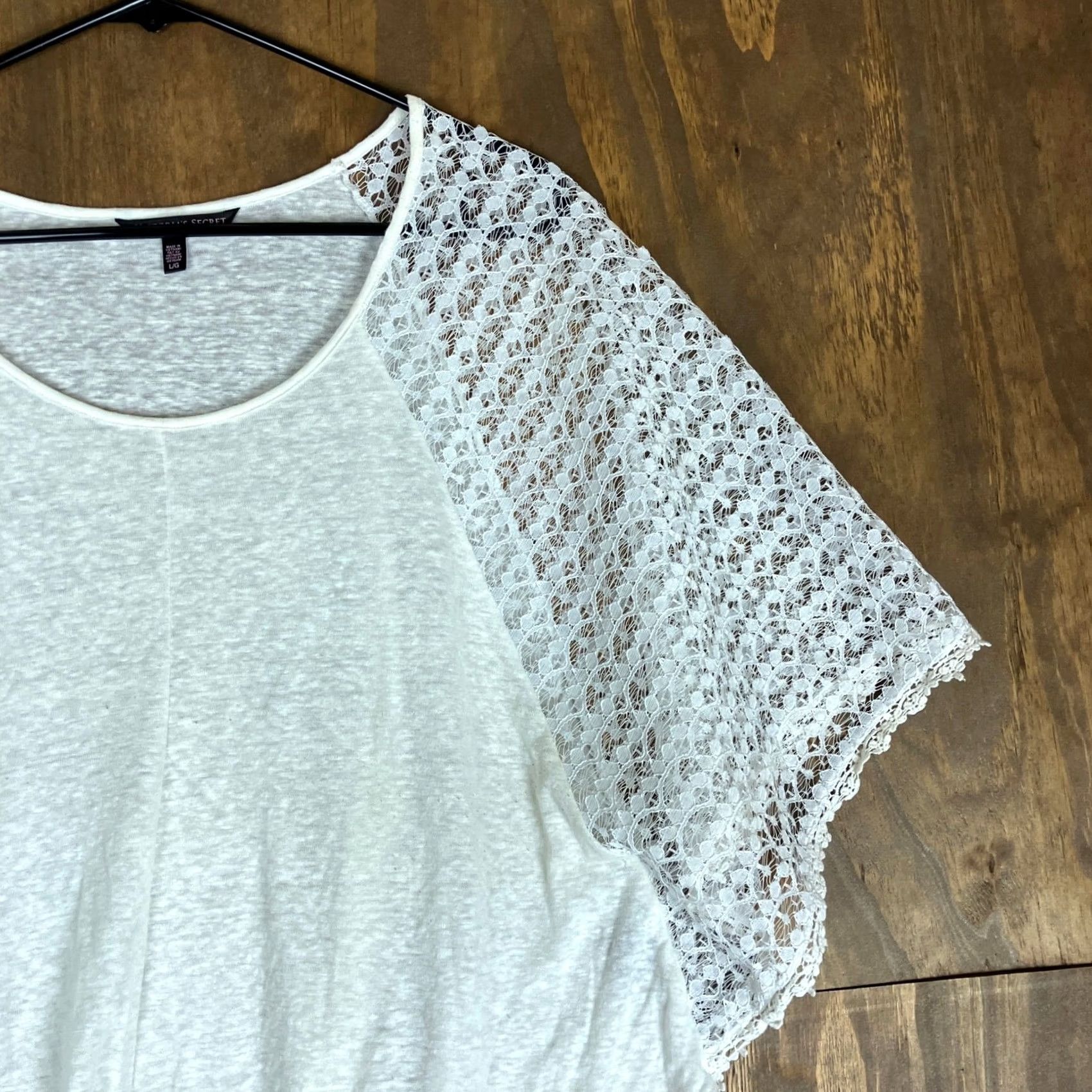 Victoria's Secret Victoria's Secret Womens Shirt White Lace Cape Scoop Neck Semi Sheer Large Size L / US 10 / IT 46 - 5 Thumbnail