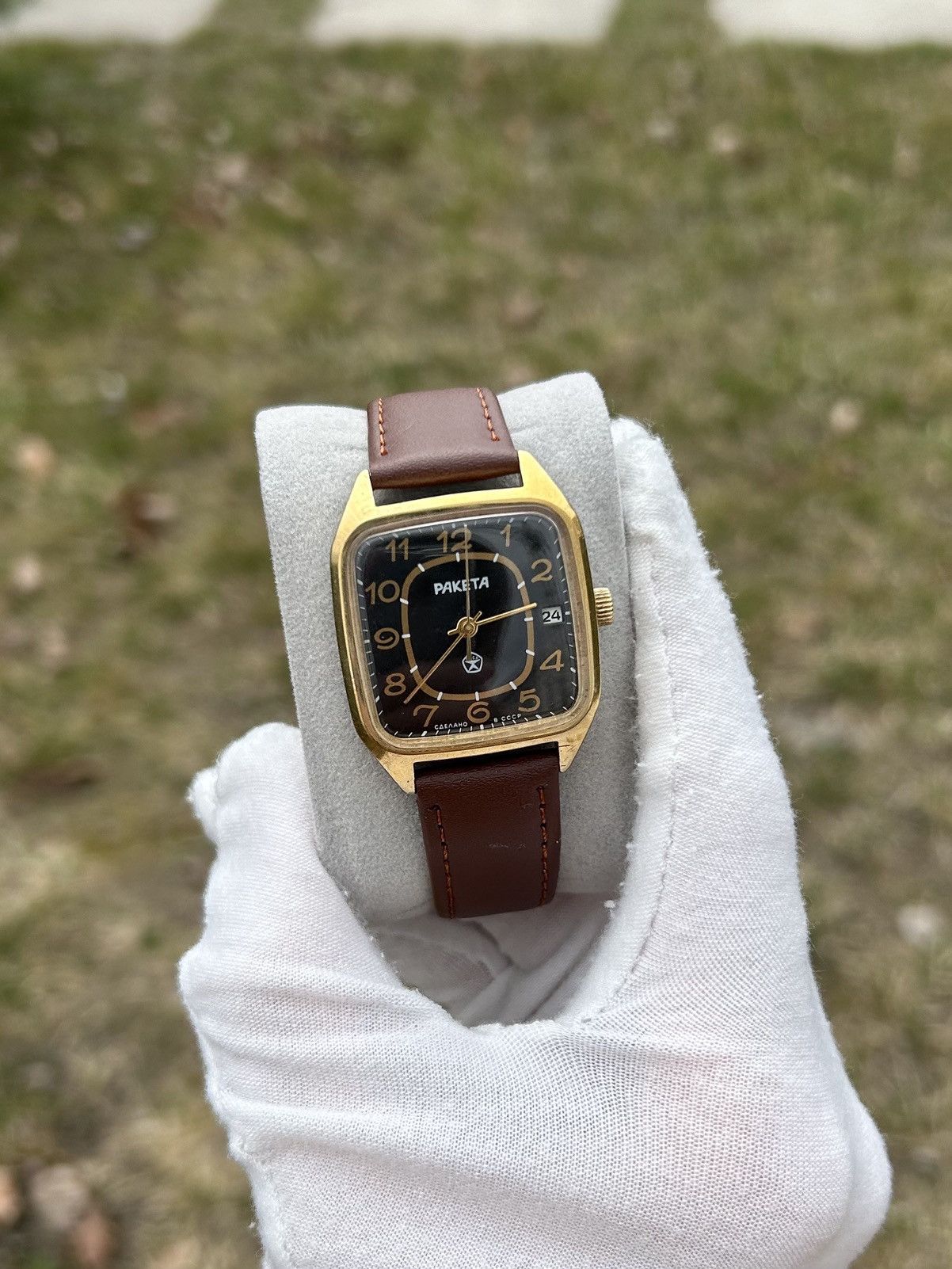 Vintage Vintage Watch Raketa USSR Soviet Mechanical 1980s Size ONE SIZE - 11 Thumbnail