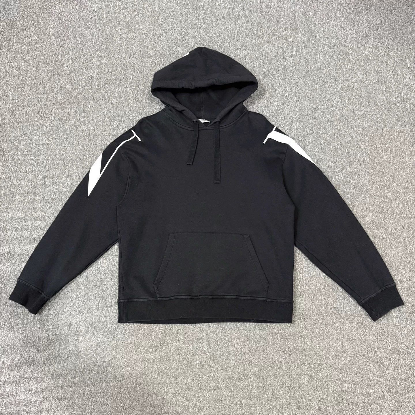 Valentino Valentino Black Logo Print Hoodie L 95 New Size US L / EU 52-54 / 3 - 1 Thumbnail