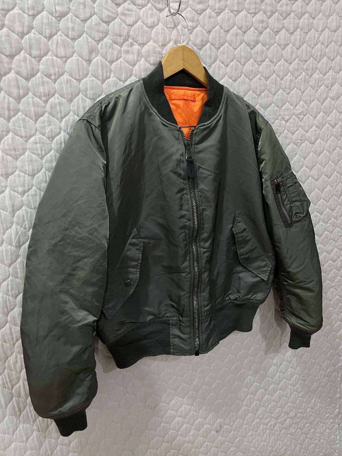 Alpha Industries 🔥🔥🔥ARCHIVE ALPHA INDUSTRIES BOMBER JACKET Size US M / EU 48-50 / 2 - 3 Thumbnail