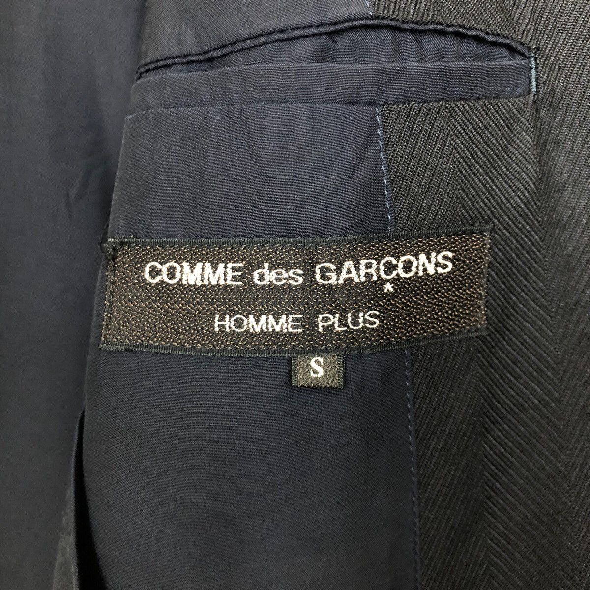 Comme des Garcons Vintage 90s Comme Des Garcons Homme Plus Silk Blazer Size US S / EU 44-46 / 1 - 7 Thumbnail