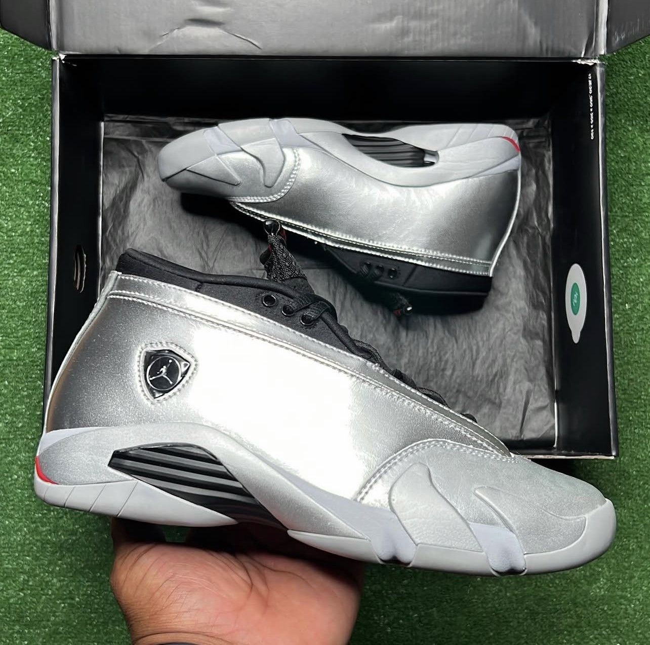 Jordan Brand Air Jordan 14 Retro Low WMNS ‘Metallic Silver’ Size US 8 / IT 38 - 3 Thumbnail