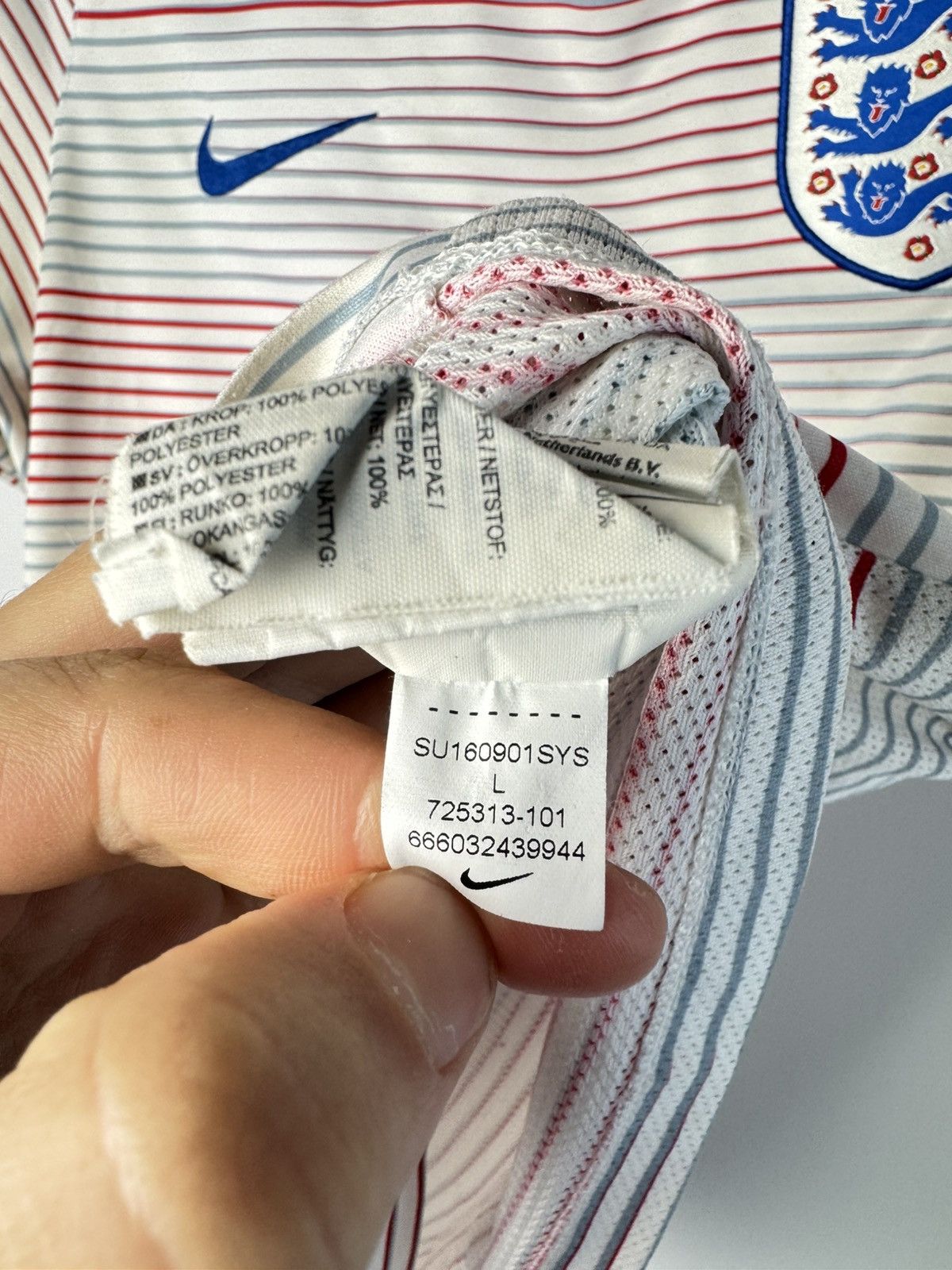 Nike England 2016/17 Pre Match Training Shirt Soccer Jersey Nike Size US L / EU 52-54 / 3 - 12 Thumbnail
