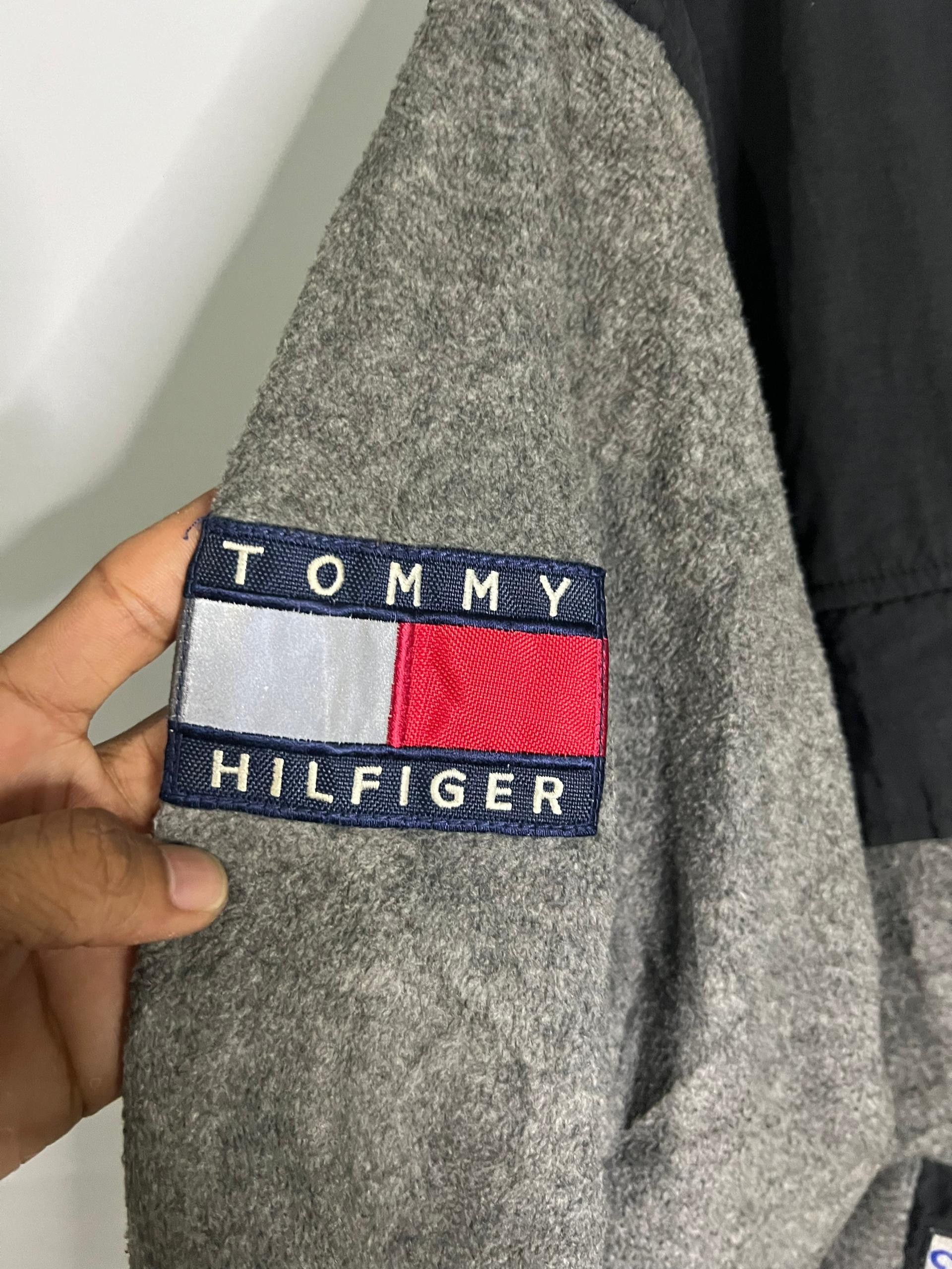 Tommy Hilfiger Vintage 90s Tommy Hilfiger Athelic Gear Series 2 Size US L / EU 52-54 / 3 - 6 Thumbnail
