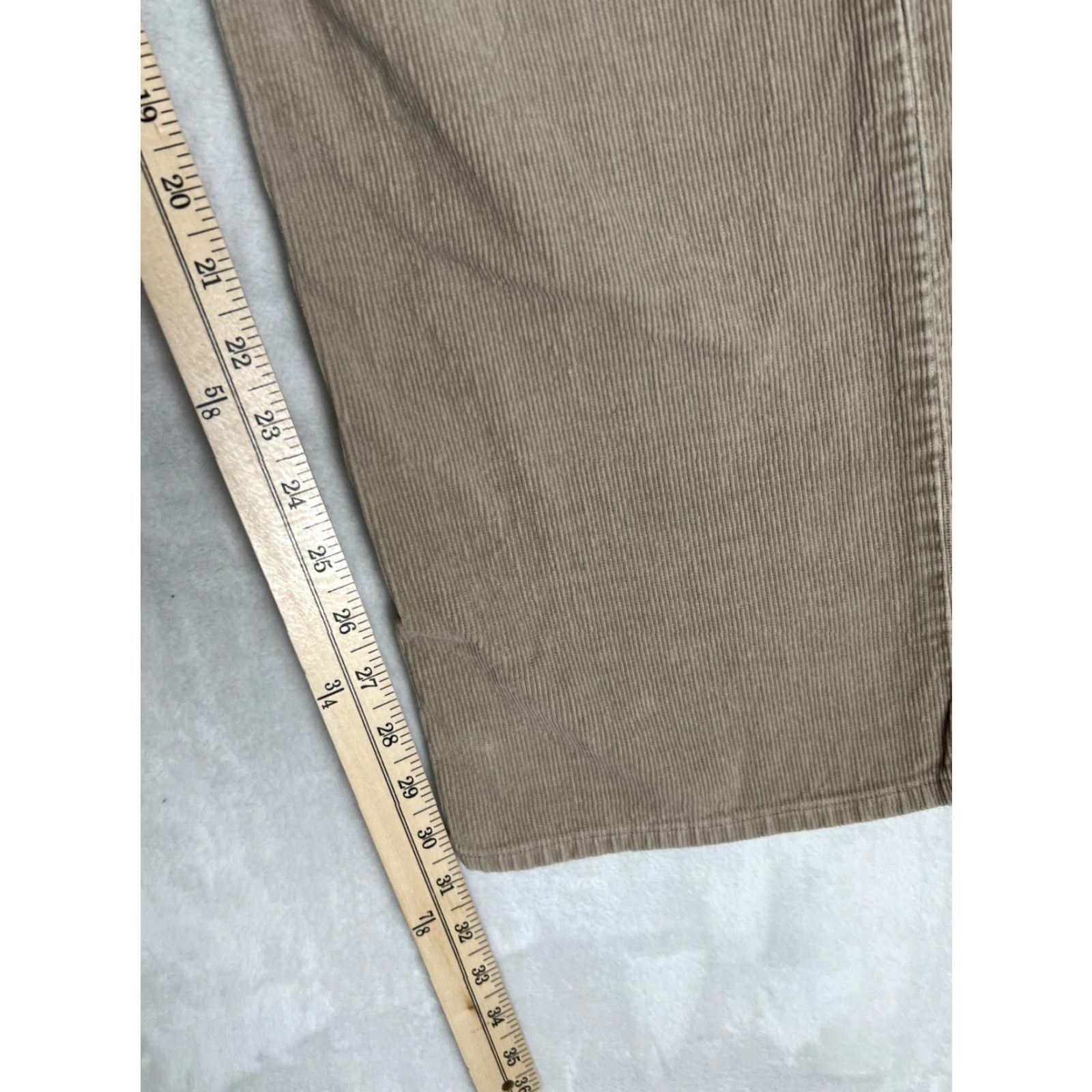 Gap VINTAGE Gap Corduroy Bootfit Bootcut Jeans Mens 34x30 Beige 1969 Gap Factory Regular 100% Cotton Zip Fly Men’s Pants Size US 34 / EU 50 - 2 Thumbnail