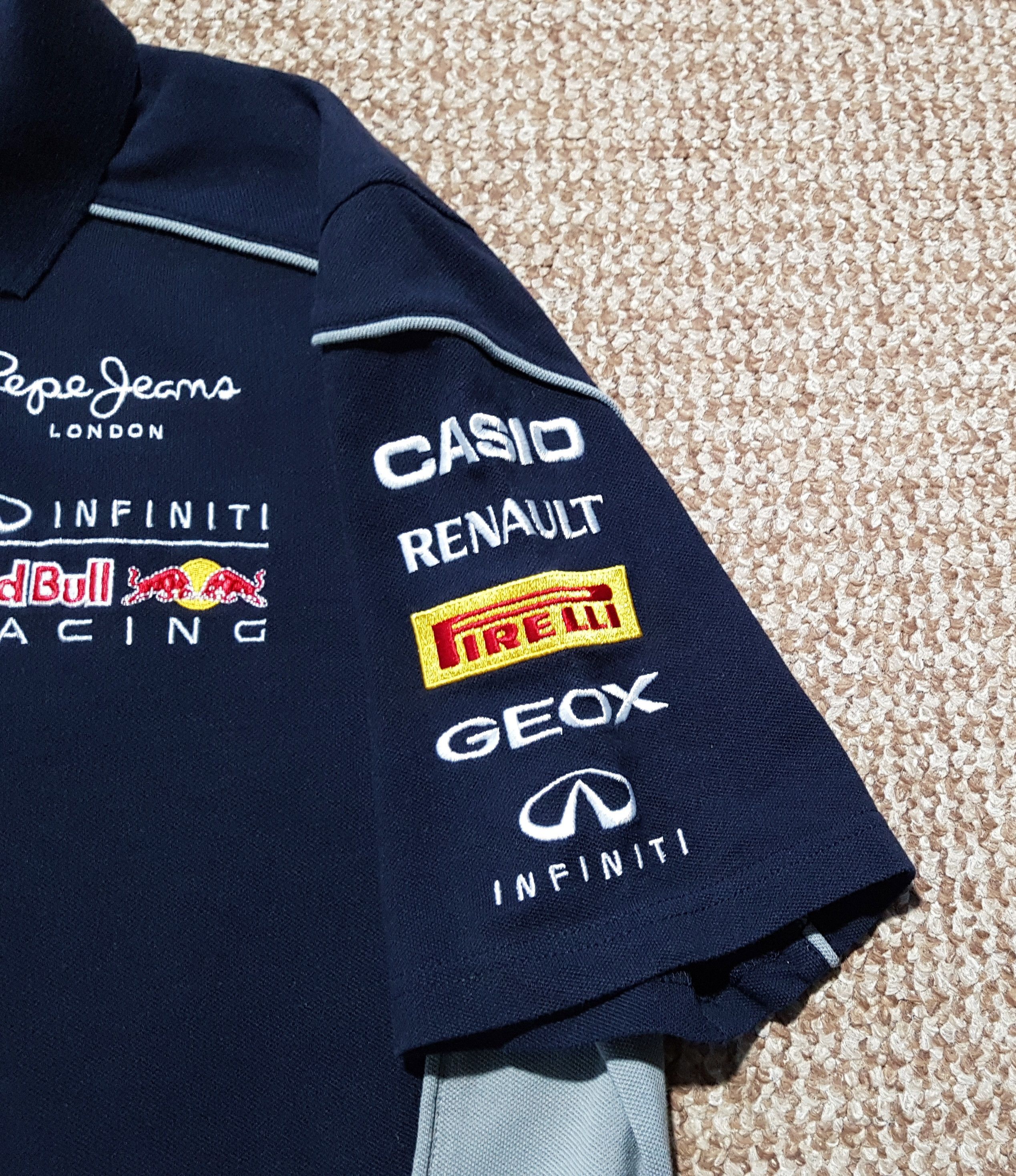 Pepe Jeans Infiniti Red Bull Racing Pepe Jeans Red Bull F1 Team Polo Size US S / EU 44-46 / 1 - 6 Thumbnail