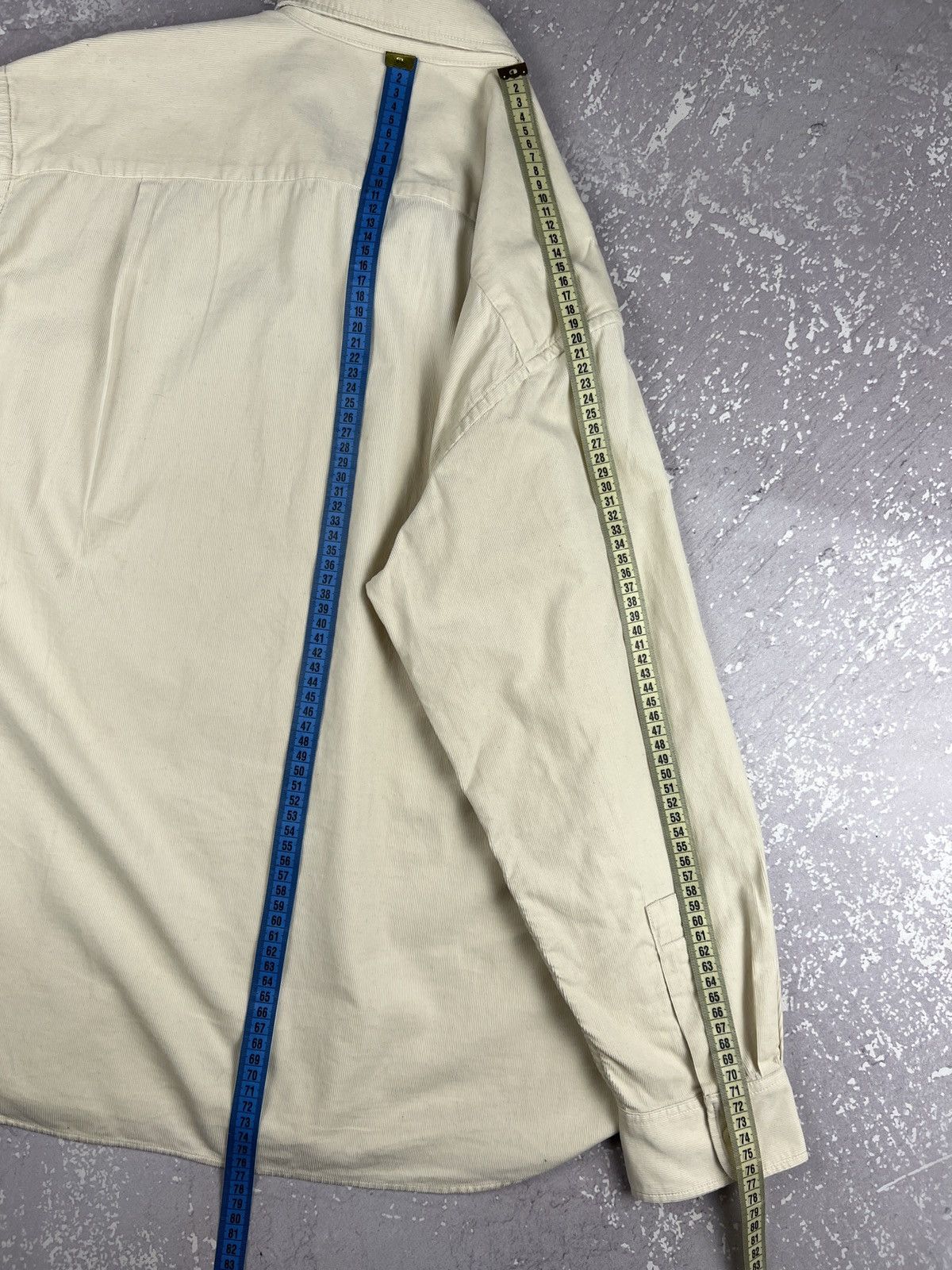 Uniqlo Uniqlo Oversized Corduroy Button Up Shirt Womens M Beige Size M / US 6-8 / IT 42-44 - 10 Thumbnail