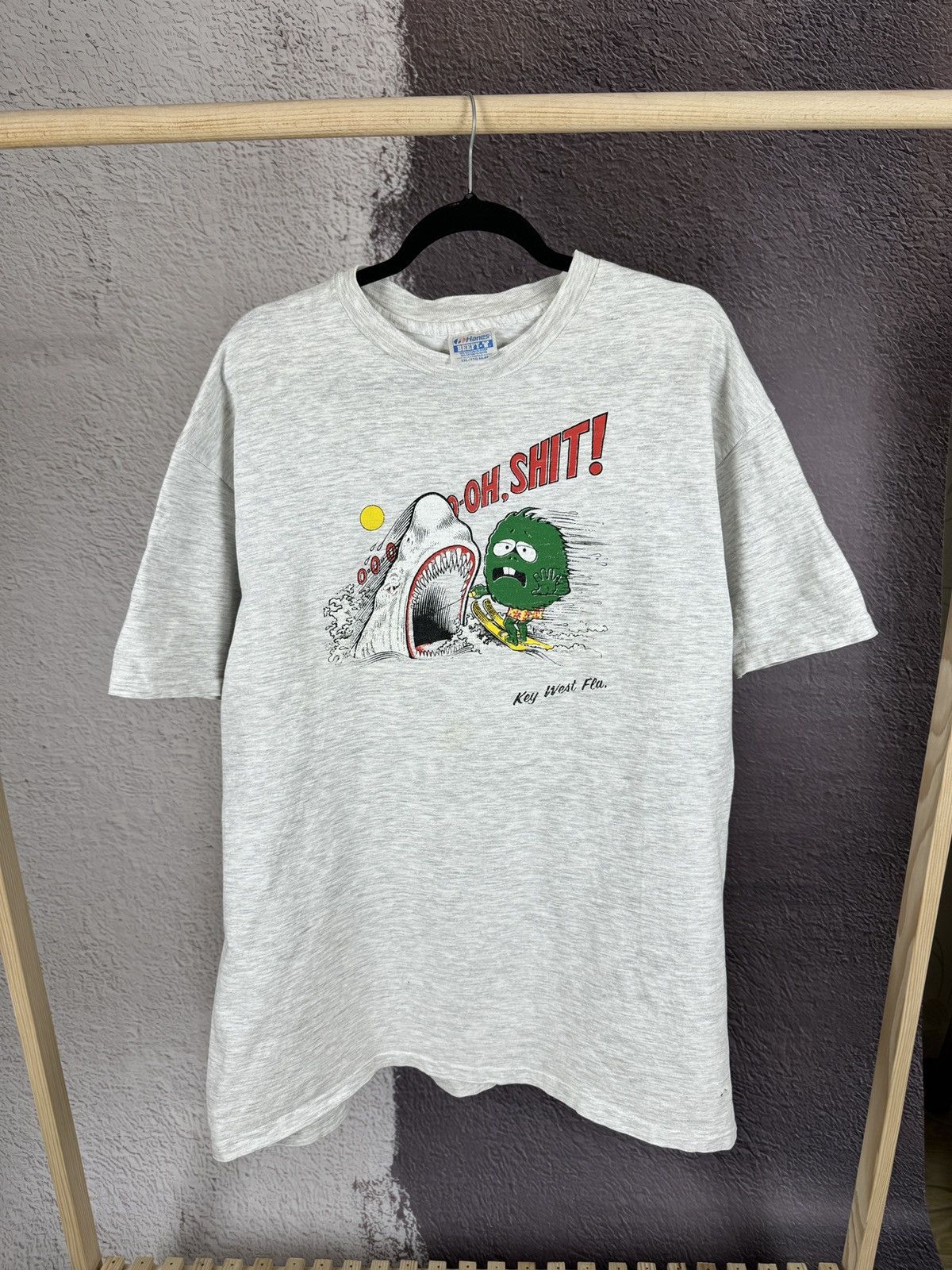Hanes Key West fla Hanes vintage 90s grey big logo tee shirt Size US XXL / EU 58 / 5 - 1 Thumbnail