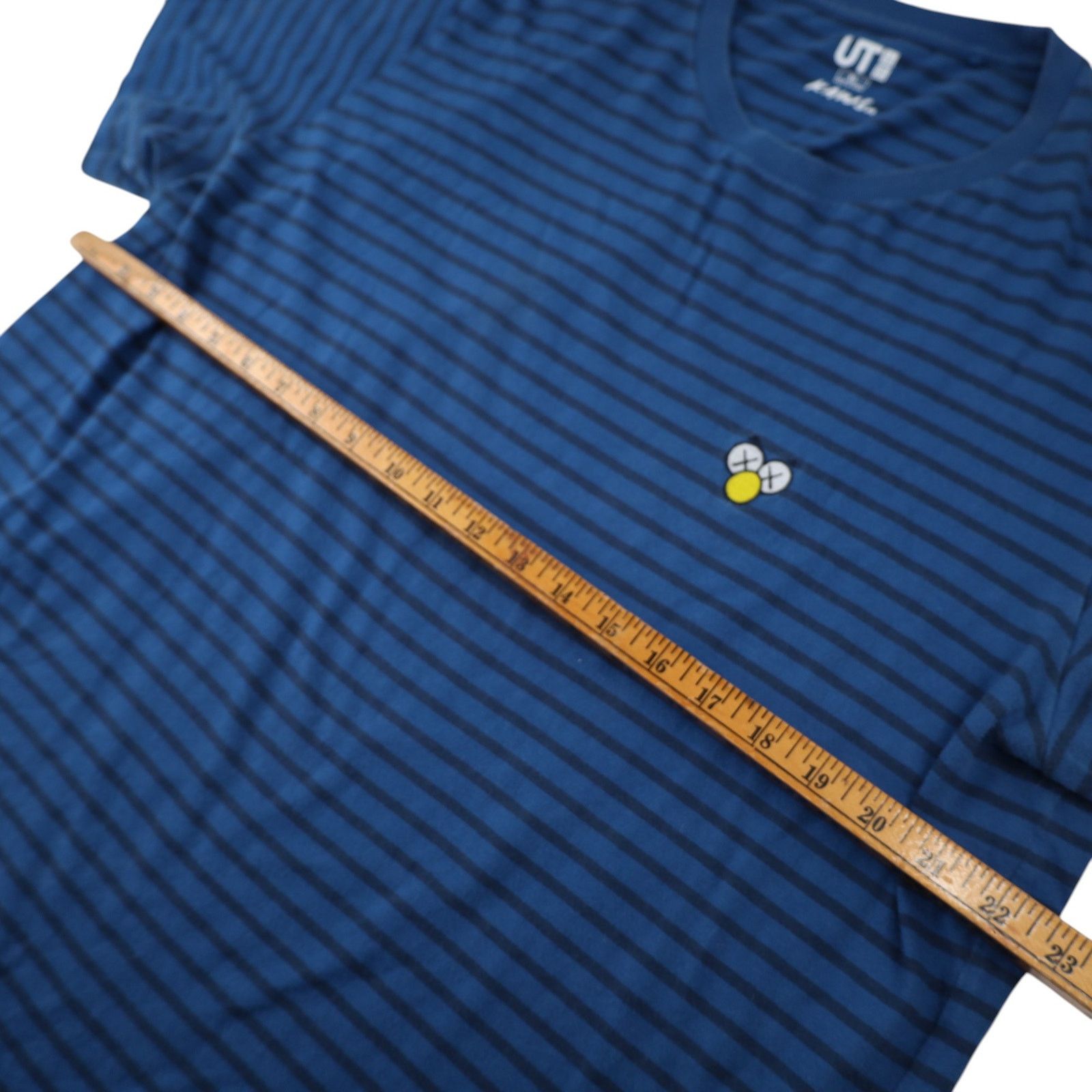 Kaws × Uniqlo Uniqlo x Kaws Elmo Striped T Shirt Size US XL / EU 56 / 4 - 7 Thumbnail
