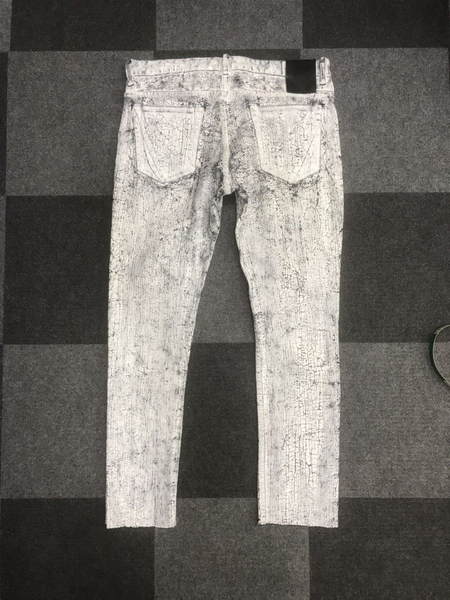 Fagassent Toshiki Aoki Cracked Paint Skinny Cropped Pant Handmade by TOSHIKI AOKI Size US 31 - 12 Thumbnail