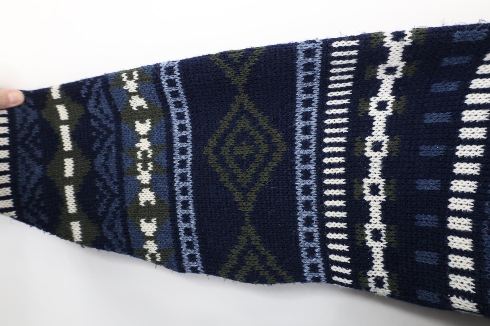 Vintage Vintage 90s Streetwear Fair Isle Knit Crewneck Sweater USA Size US L / EU 52-54 / 3 - 9 Thumbnail