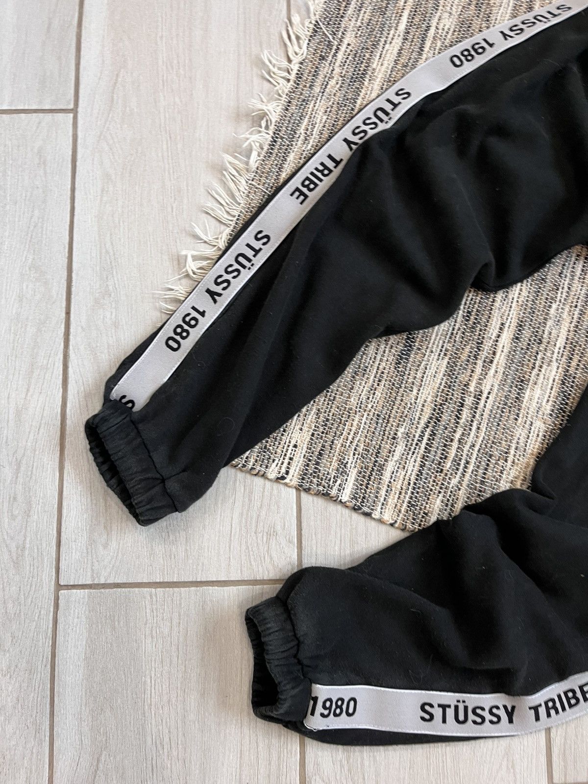 Stussy × Vintage Rare Vintage Stussy Sweatpants Black logo faded velours Size 30" / US 8 / IT 44 - 3 Thumbnail