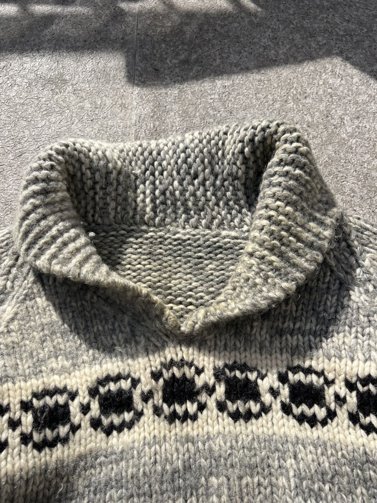 Vintage Vintage Zip-up Cowichan Sweater Small / medium canada mary Size US S / EU 44-46 / 1 - 2 Thumbnail