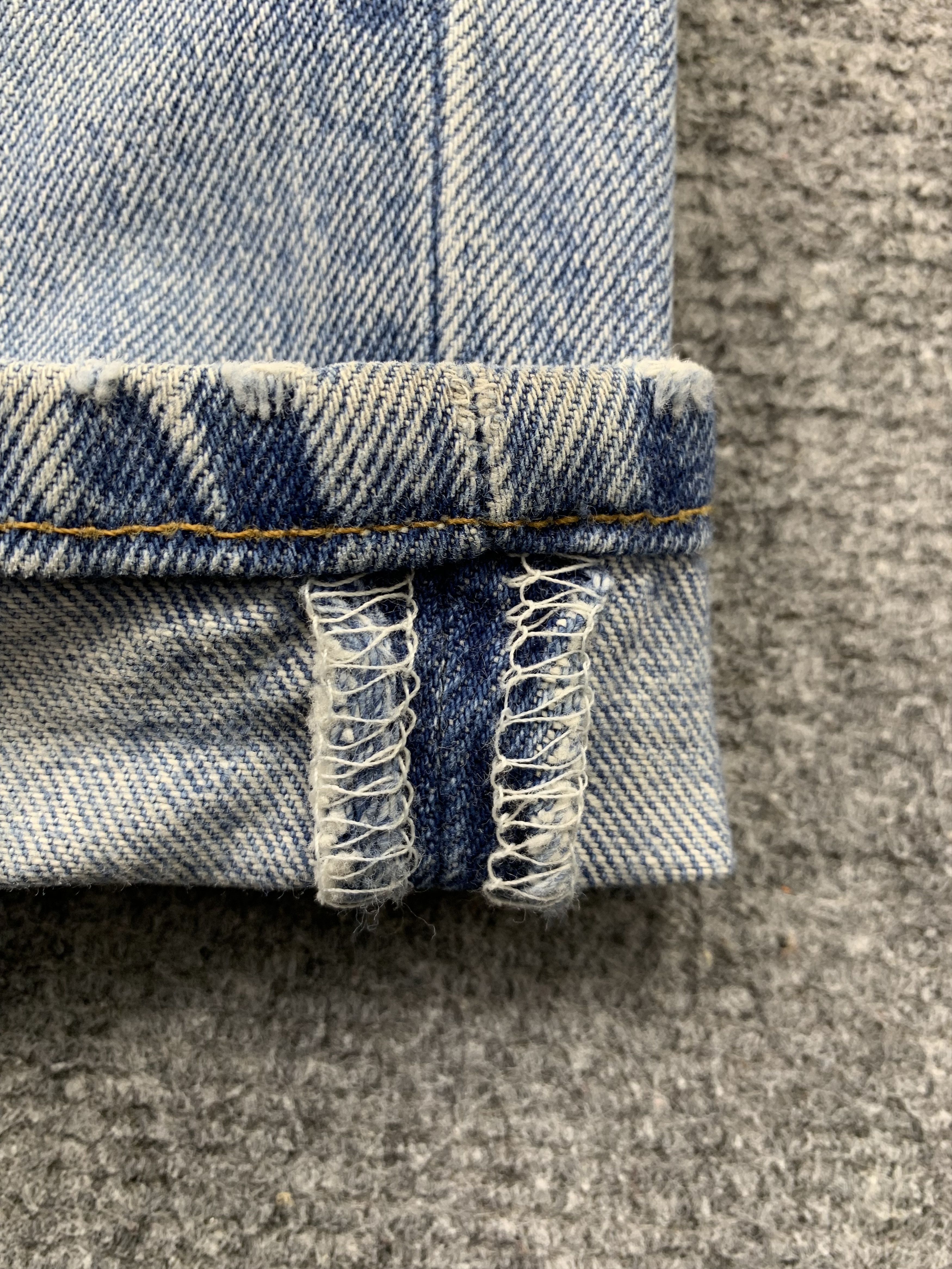 Levi's Vintage 90s Levis 501 Light Wash Jeans DP2157 Size US 38 / EU 54 - 5 Thumbnail