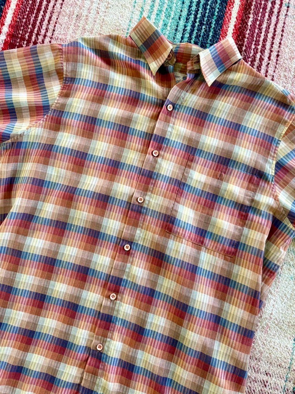 Van Heusen 80s Men's Van Heusen Plaid Button Down Shirt L Red Blue Size US L / EU 52-54 / 3 - 2 Thumbnail