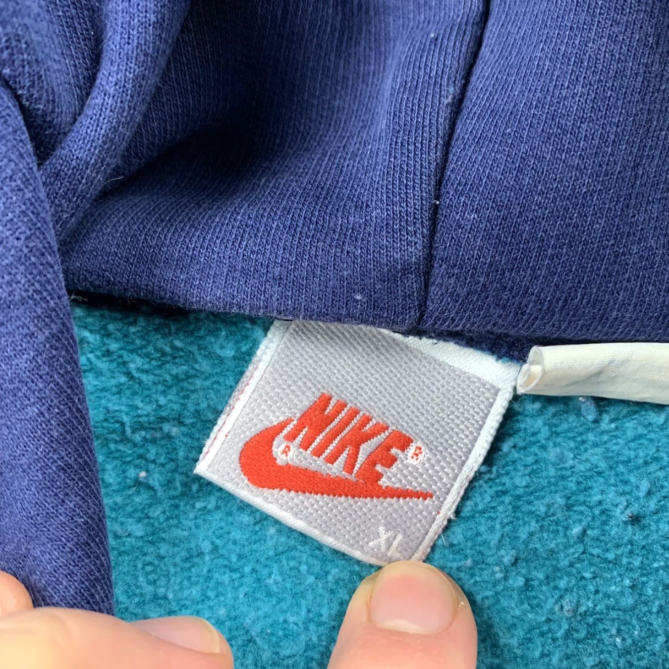 Nike Nike Vintage Sweatshirt Mens T Shirt Tonal Hoodie Center Swoosh Blue 80s Rap Size US XL / EU 56 / 4 - 5 Thumbnail