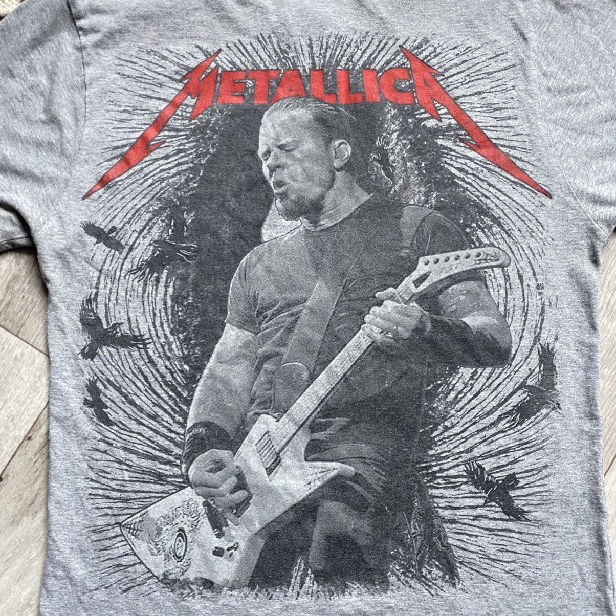 Band Tees VINTAGE METALLICA ROCK BAND BIRDS T SHIRT Size US S / EU 44-46 / 1 - 5 Thumbnail