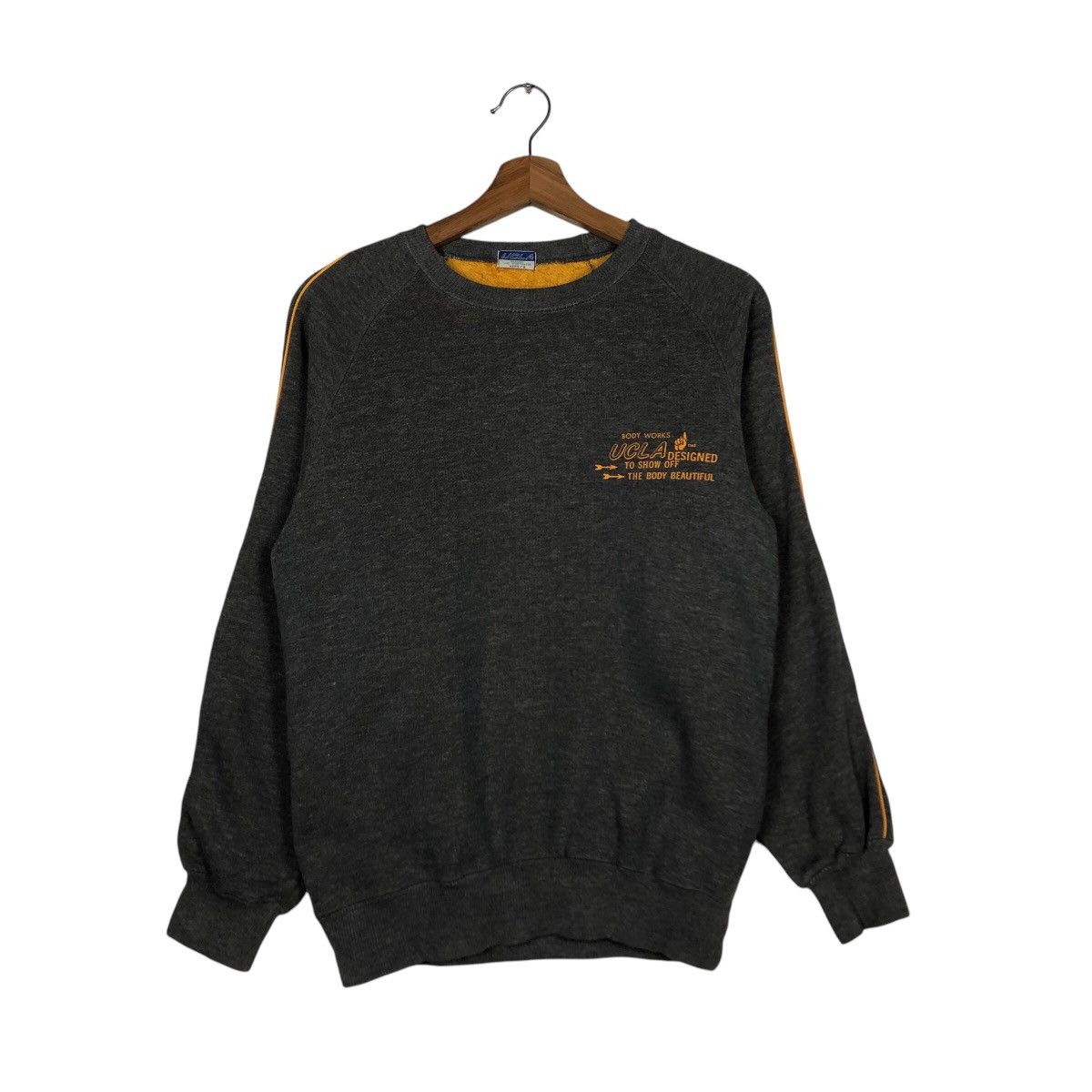 Japanese Brand 📌Vintage Sweatshirt UCLA Big Logo Design Size US S / EU 44-46 / 1 - 2 Thumbnail