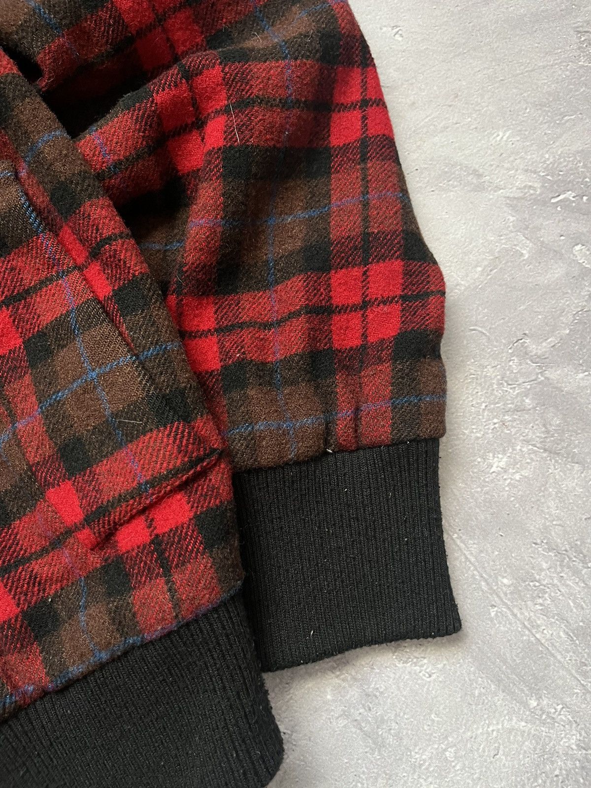 V AVE SHOE REPAIR Fifth Avenue Shoe Repair Bomber Jacket Wool Checkered Plaid Size US L / EU 52-54 / 3 - 6 Thumbnail
