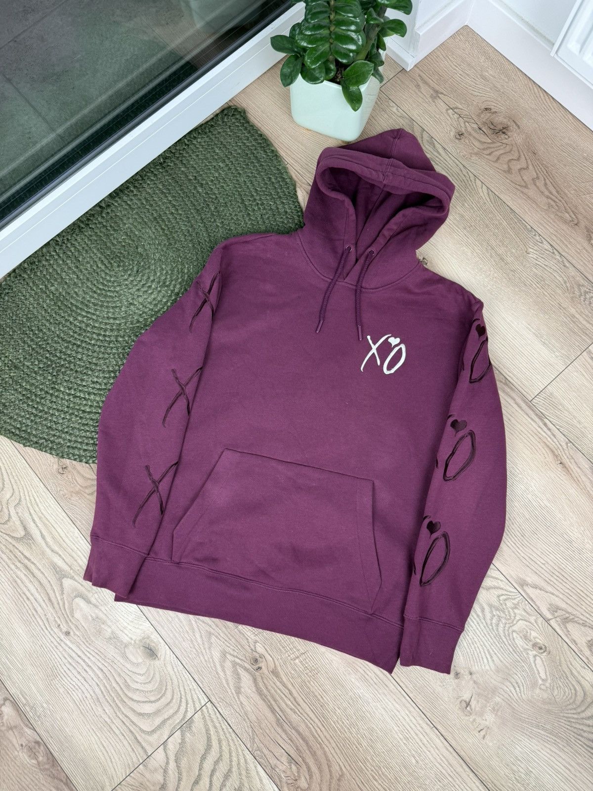 H&M × The Weeknd H&M x The Weeknd big logo XO hoodie casual Size US M / EU 48-50 / 2 - 1 Thumbnail