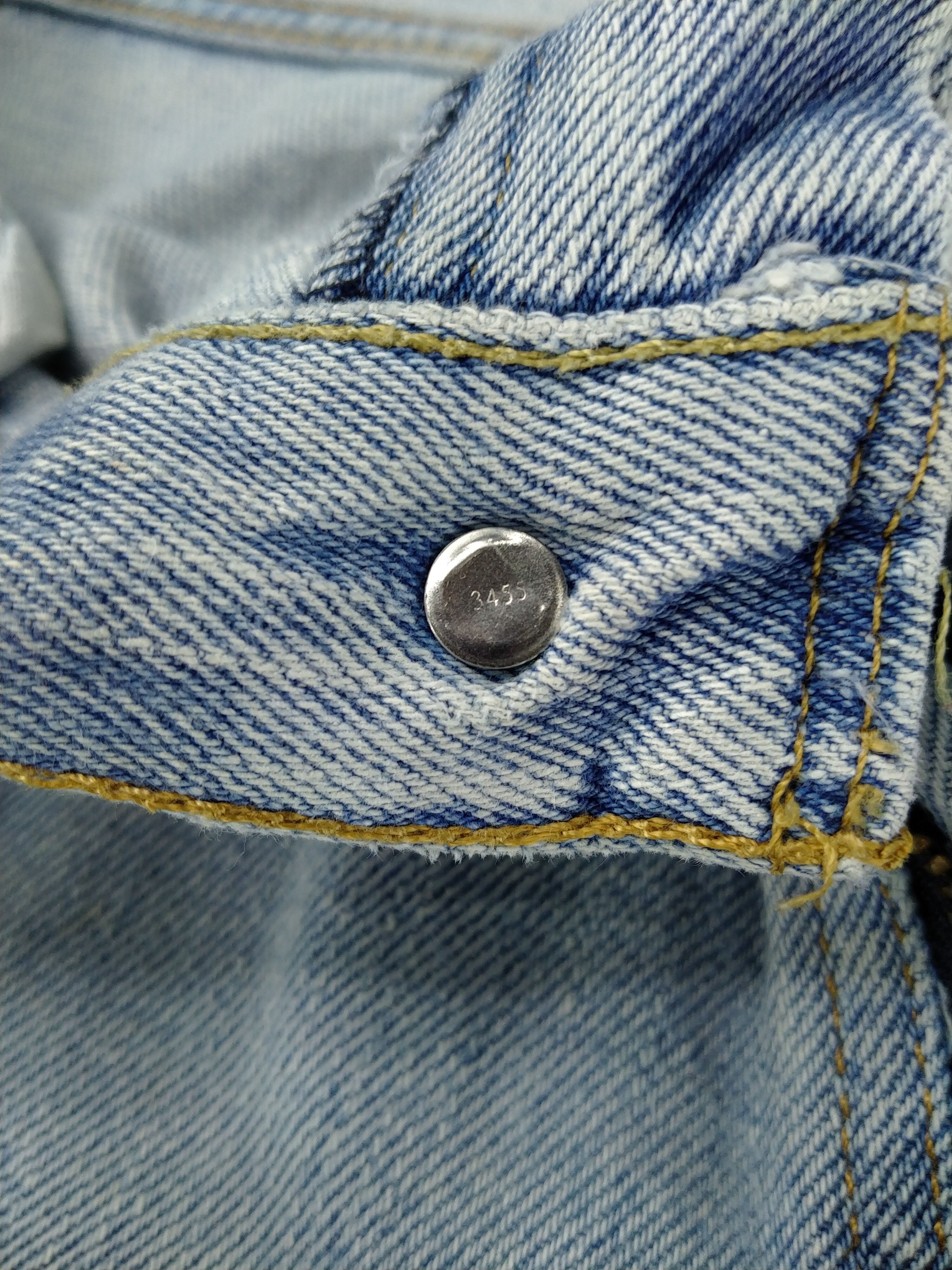 Levi's Light Wash Vintage Levi's 550 Denim 37x28.5 -JN282 Size US 37 - 9 Thumbnail