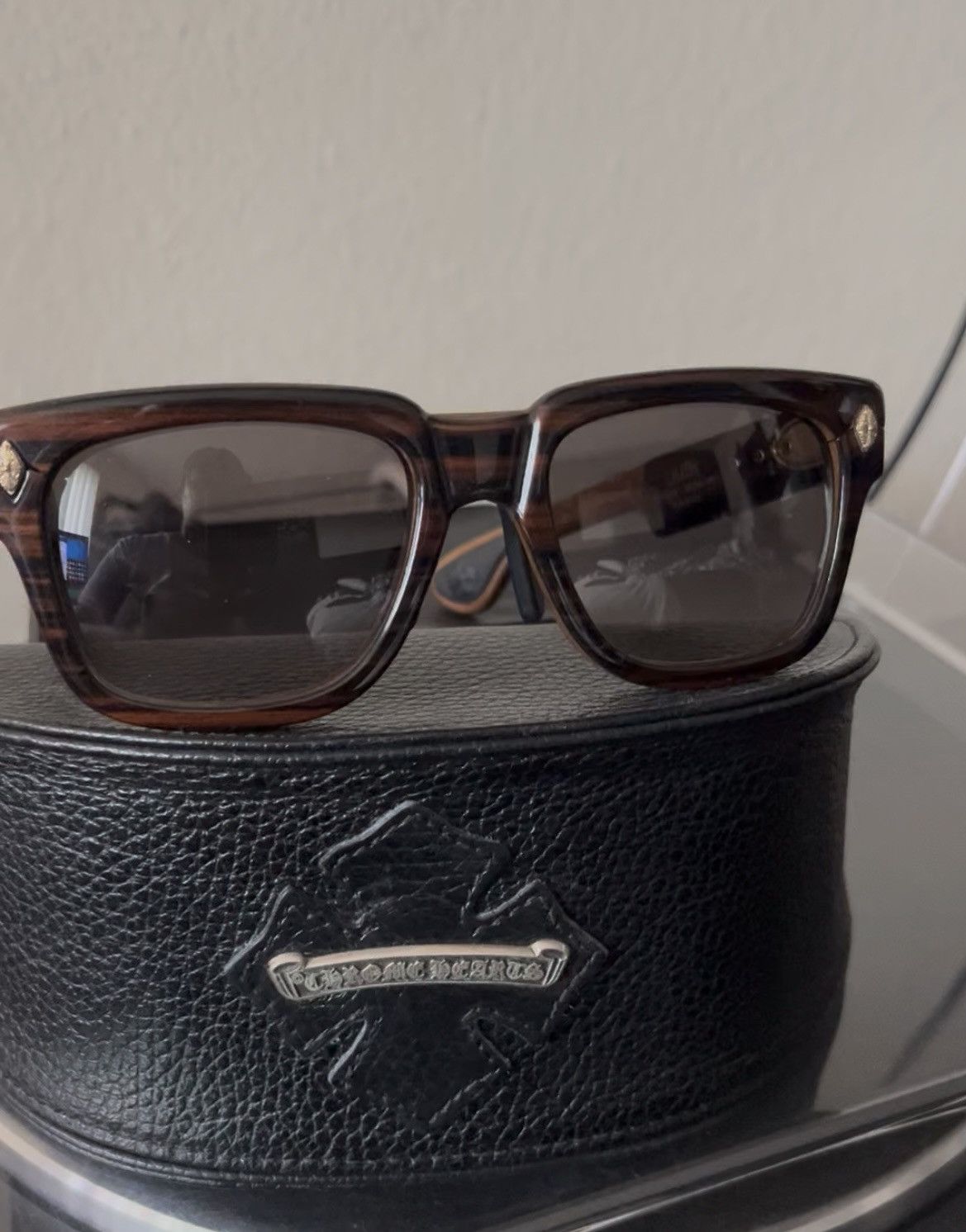 Chrome Hearts Chrome Hearts Lilith Wood Sunglasses WEWE-PV Brown Gold Size ONE SIZE - 9 Thumbnail