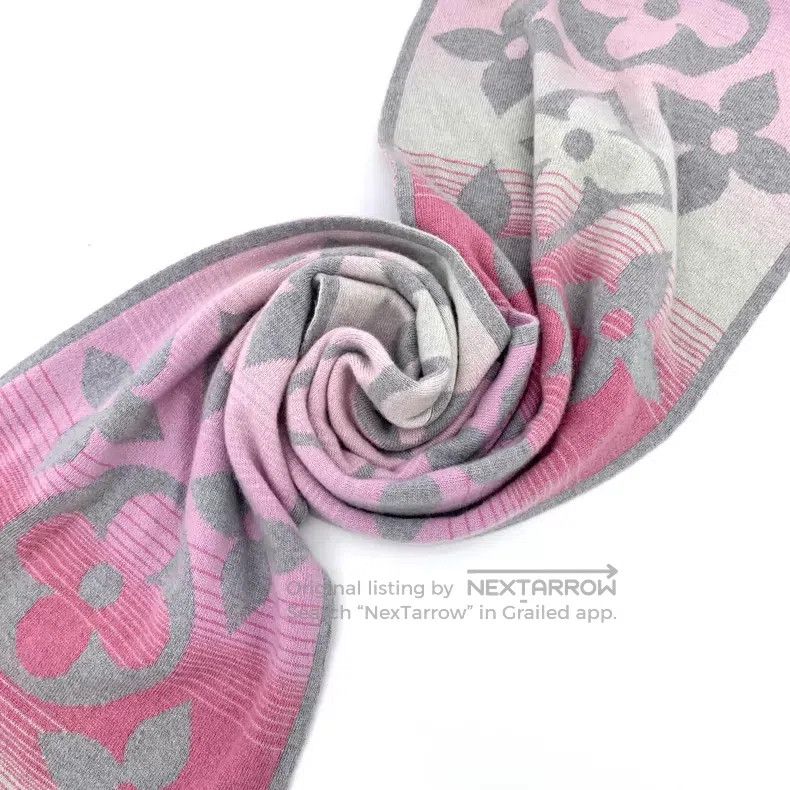 Louis Vuitton Louis Vuitton Pink gradient wool-cashmere knit scarf Size ONE SIZE - 8 Thumbnail