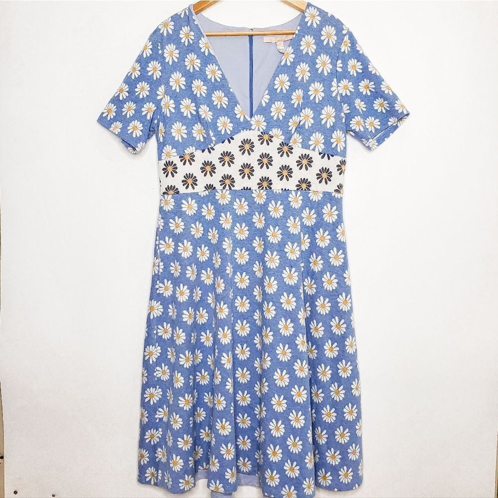 Hutch Hutch Blue Daisy Floral Rainey Floral Knit Midi Dress Sz 0X Size XL / US 12-14 / IT 48-50 - 2 Thumbnail
