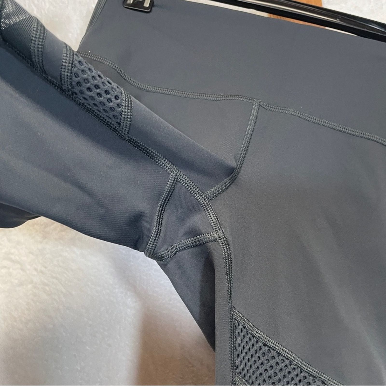 Lululemon Lululemon Wunder Under High-Rise Tight *Mix & Mesh 28" Size 28" / US 6 / IT 42 - 8 Thumbnail