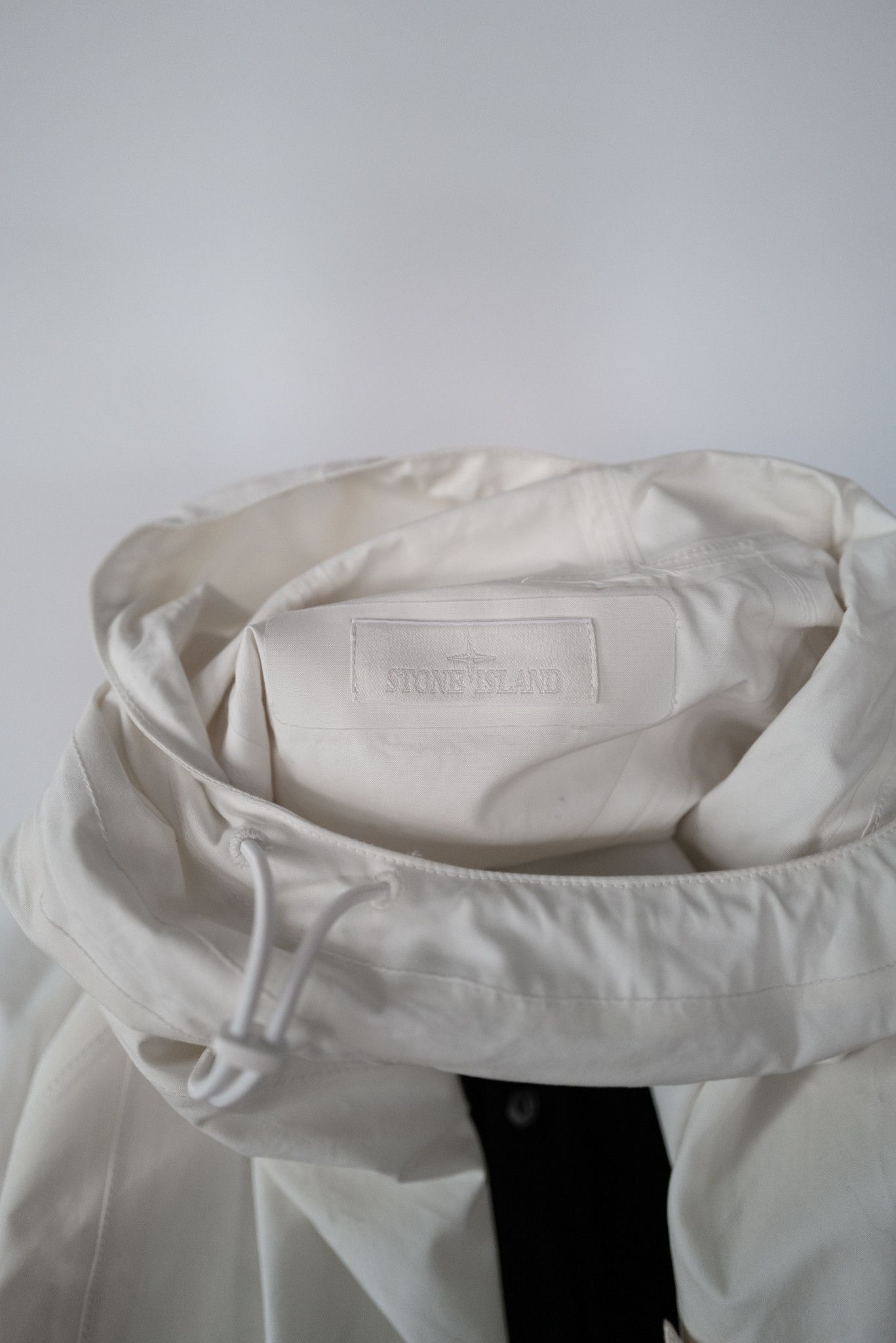 Stone Island STONE ISLAND PULLOVER PARKA GHOST PIECE WHITE SZ. L Size US L / EU 52-54 / 3 - 7 Thumbnail