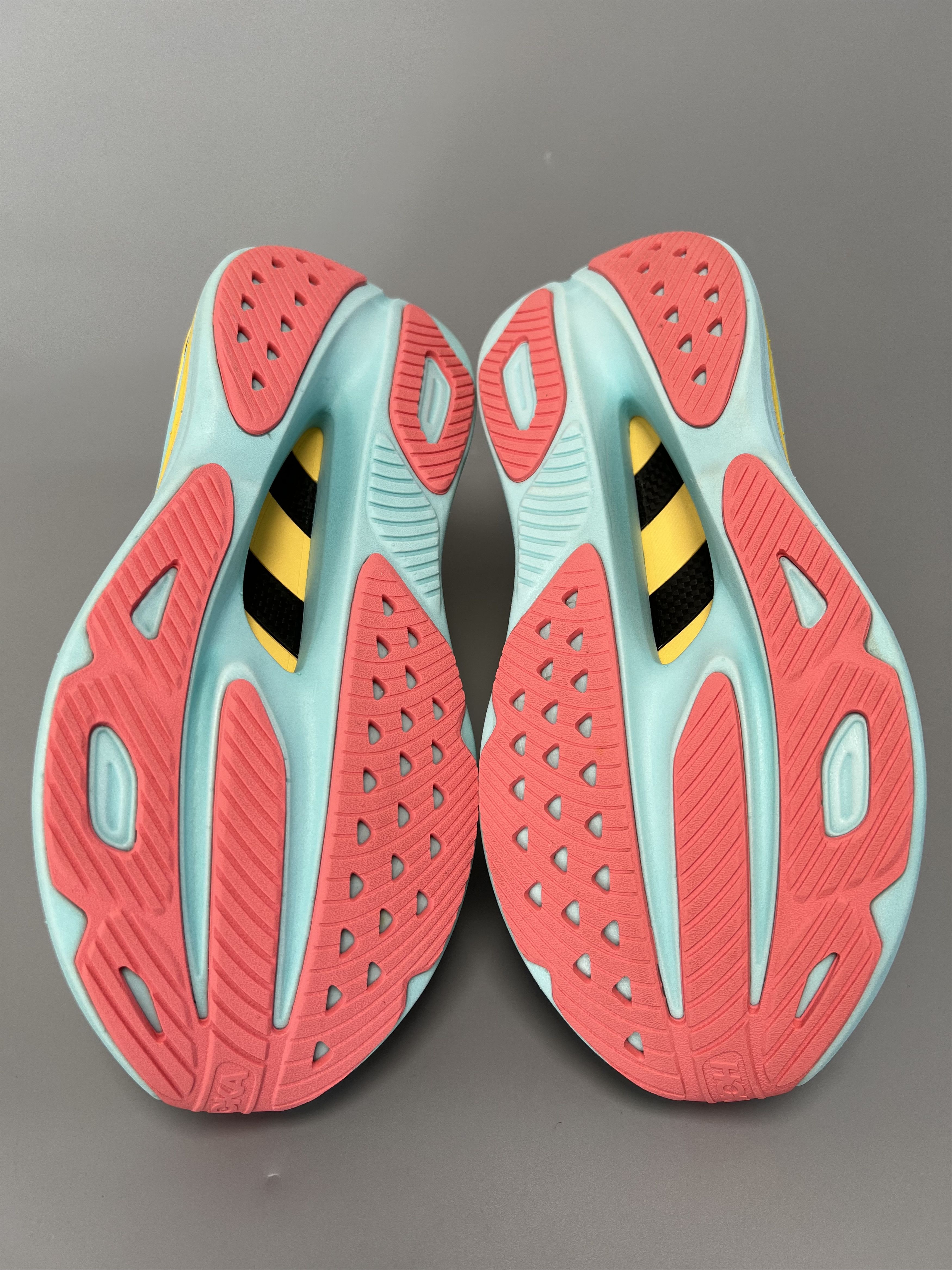 Hoka 8.5B Hoka Skyward X Women's Running Shoes Walking Gym Size US 8.5 / IT 38.5 - 14 Thumbnail