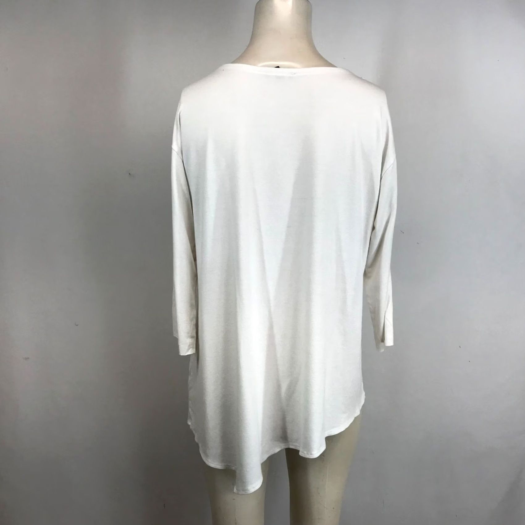 Eileen Fisher EILEEN FISHER Women Medium White 3/4 Sleeve Round Neck Asymmetrical Hem Top Blouse Shirt M Womens Menace? Size M / US 6-8 / IT 42-44 - 5 Thumbnail