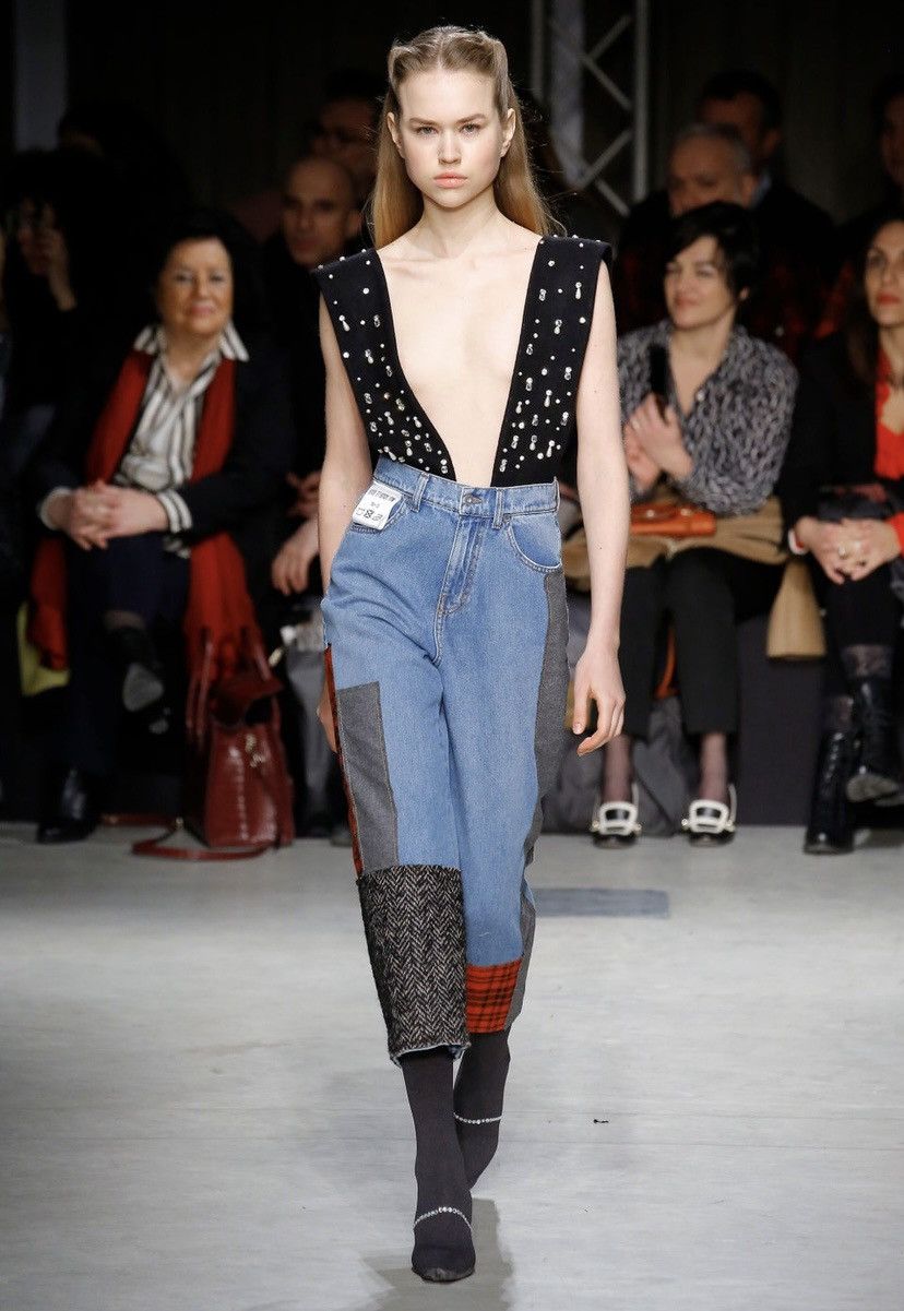 Designer FW18 hybrid patchwork baggy cropped jeans Au Jour Le Jour Size 30" / US 8 / IT 44 - 1 Thumbnail