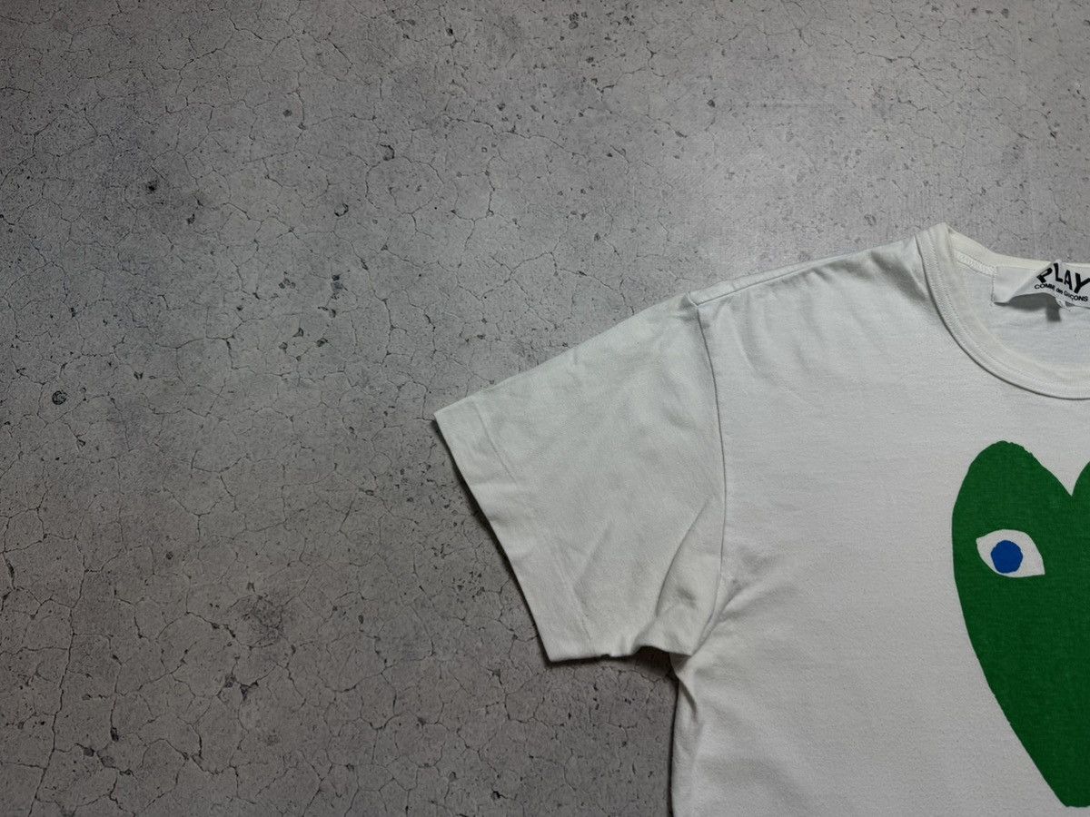 Comme des Garcons PLAY Play Comme Des Garcons Luxury Big Logo T-Shirt White Size US L / EU 52-54 / 3 - 3 Thumbnail