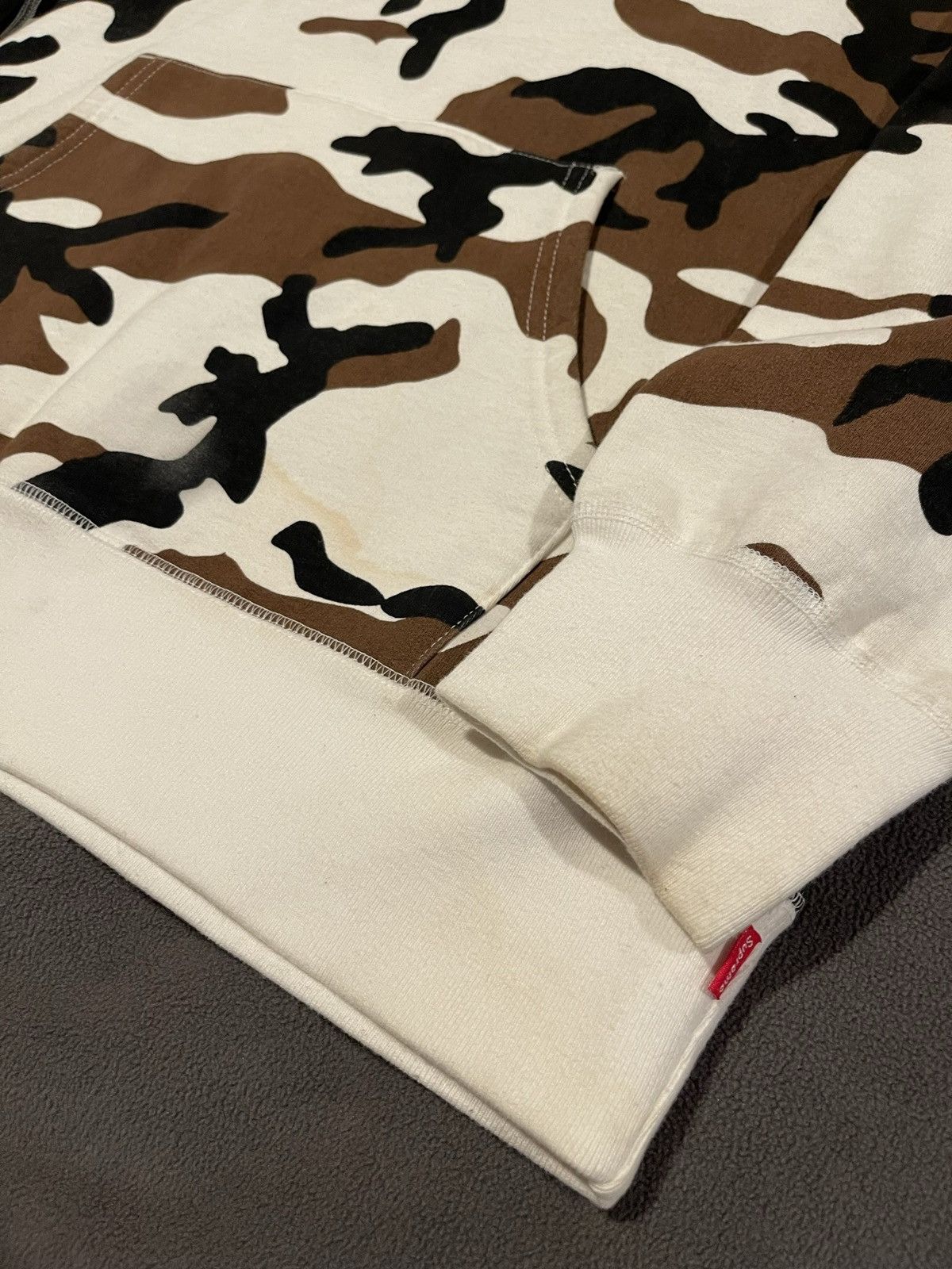 Supreme Supreme Cow Camo Box logo hoodie 2017 Size US XL / EU 56 / 4 - 11 Thumbnail