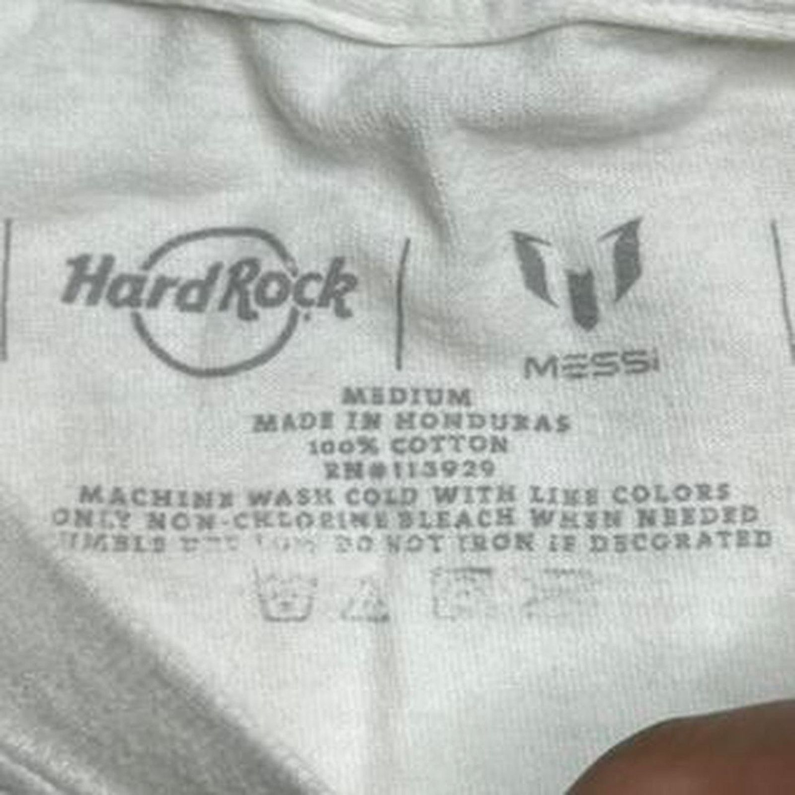 Hard Rock Cafe Hard rock Messi football TShirt tag says size m smaller side Size S / US 4 / IT 40 - 3 Thumbnail
