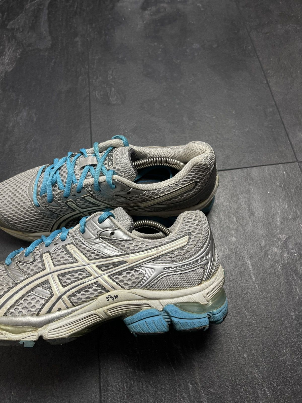 Asics Vintage asics gel cumulus 13 low top sneakers Size US 6 / EU 39 - 10 Thumbnail